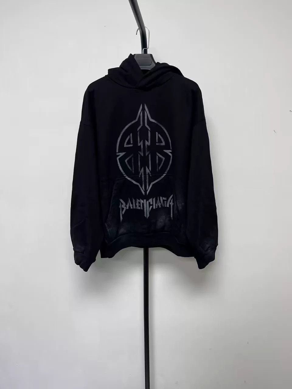 Balenciaga balenciaga black graphic hooded sweatshirt Size US XS / EU 42 / 0 - 1 Thumbnail