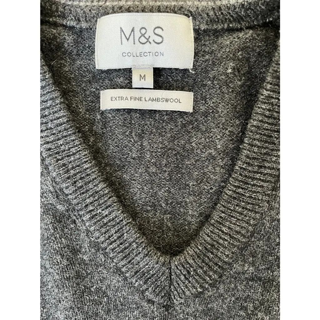 Marks & Spencer 100% Wool Sweater - Never Worn All Wool Size US M / EU 48-50 / 2 - 2 Thumbnail