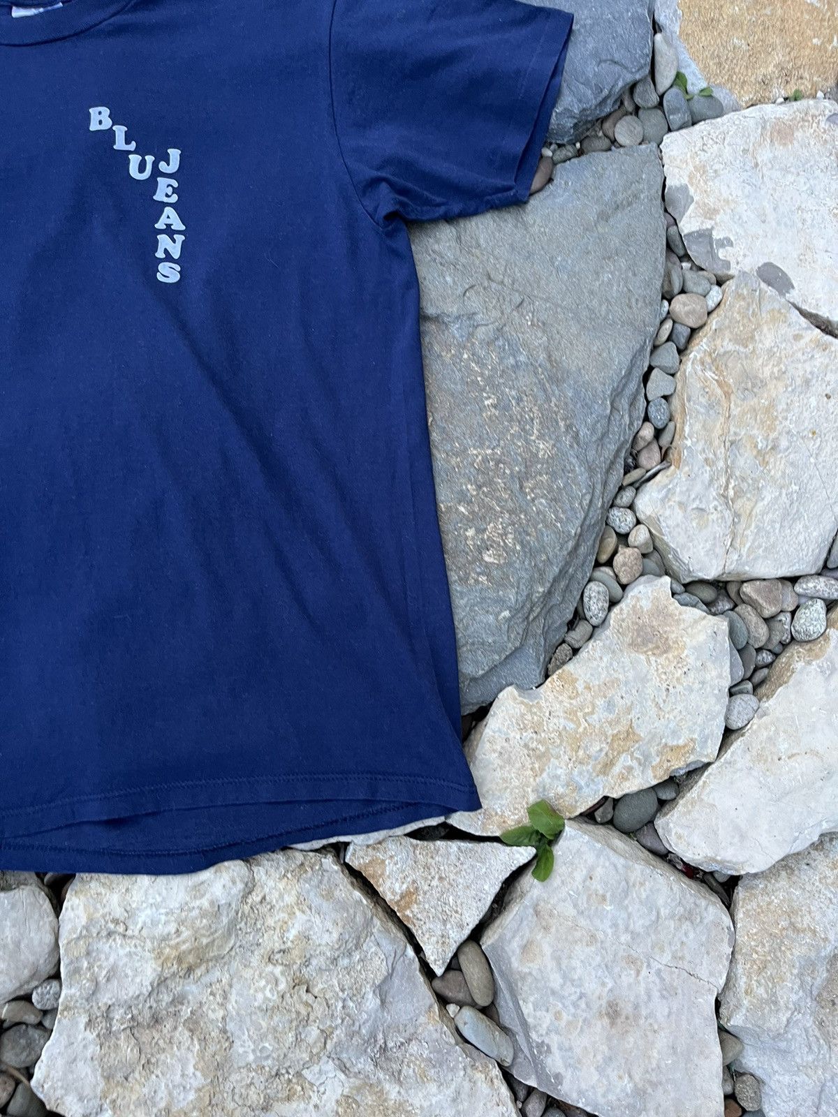 Hanes × Vintage Hanes 90s navy cotton basic tee t-shirt connected blue jeans Size US L / EU 52-54 / 3 - 5 Thumbnail