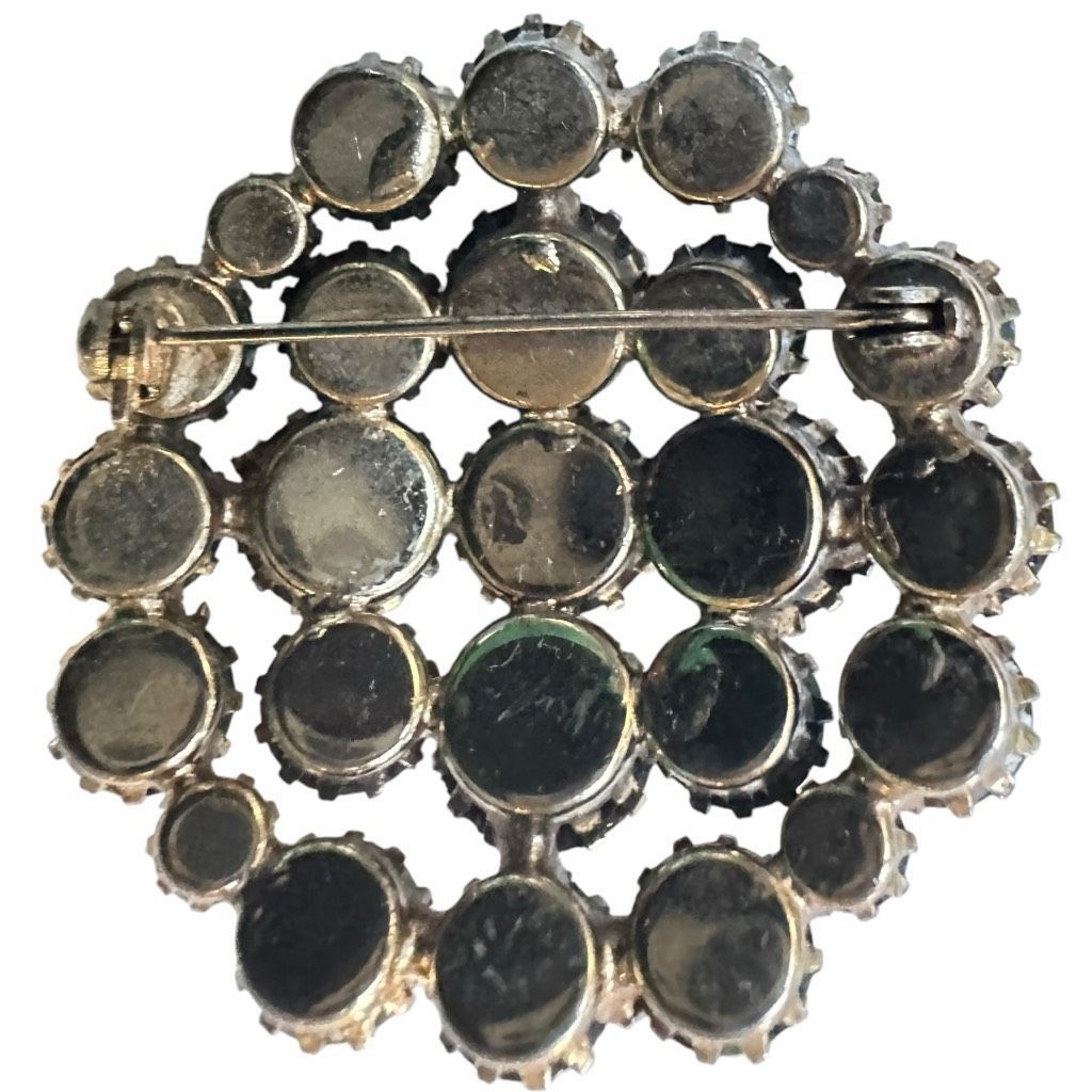 Vintage Vintage 1940’s URANIUM Glass & Green Aurora Borealis Circle Dogtooth Multi Dimensional Prong Set Brooch Pin Size ONE SIZE - 6 Thumbnail
