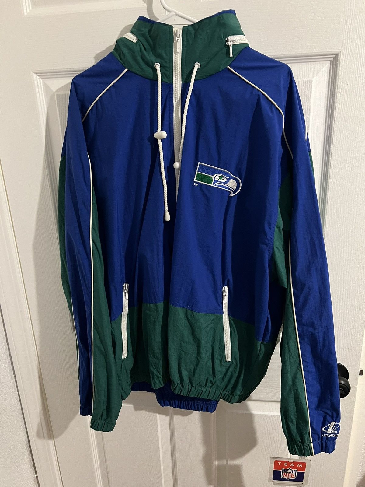 Logo Athletic Vintage Logo Athletic Seahawks Windbreaker and pants Size US XL / EU 56 / 4 - 1 Thumbnail