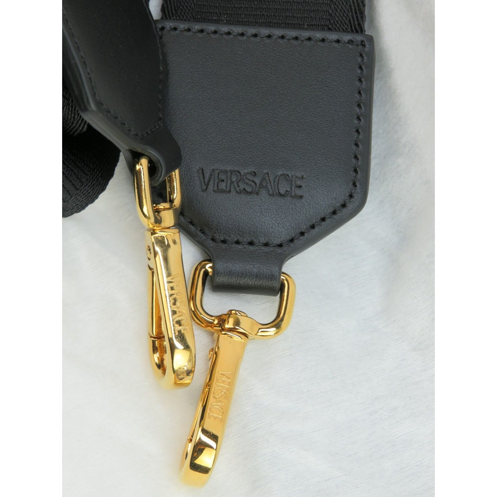Versace VERSACE QUILTED BLACK LEATHER GOLD MEDUSA GOLD CHAIN BAG $2K Size ONE SIZE - 12 Thumbnail