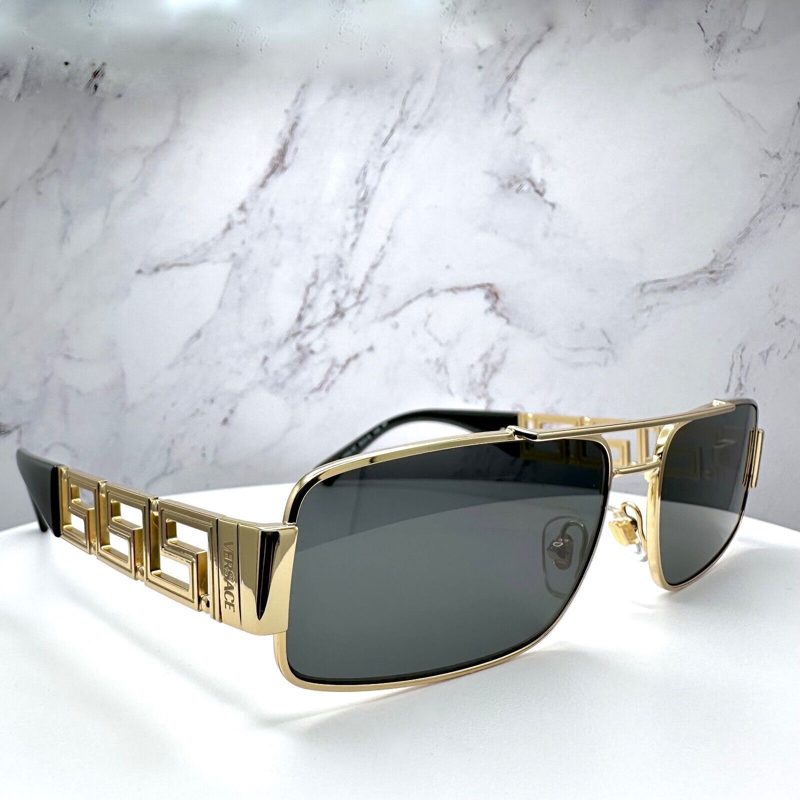 Versace Versace Sunglasses Gold Rectangle Metal Logo Black Retro Size ONE SIZE - 4 Thumbnail