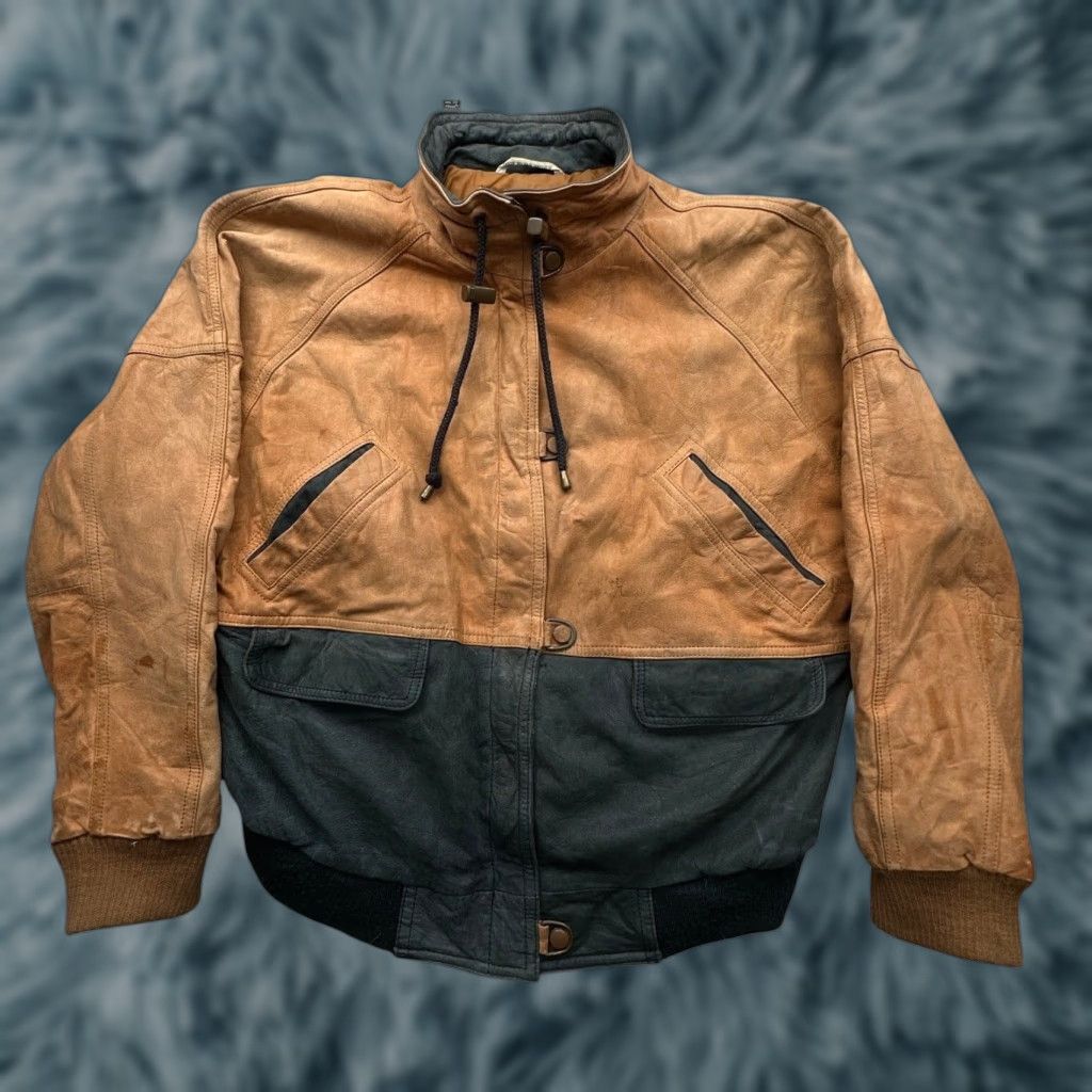 Vintage VINTAGE Brandon Thomas Bomber Jacket Two Tone Leather Small Full Zip Snap Button Men’s 90s Fall Winter Short Solid Size US S / EU 44-46 / 1 - 1 Thumbnail