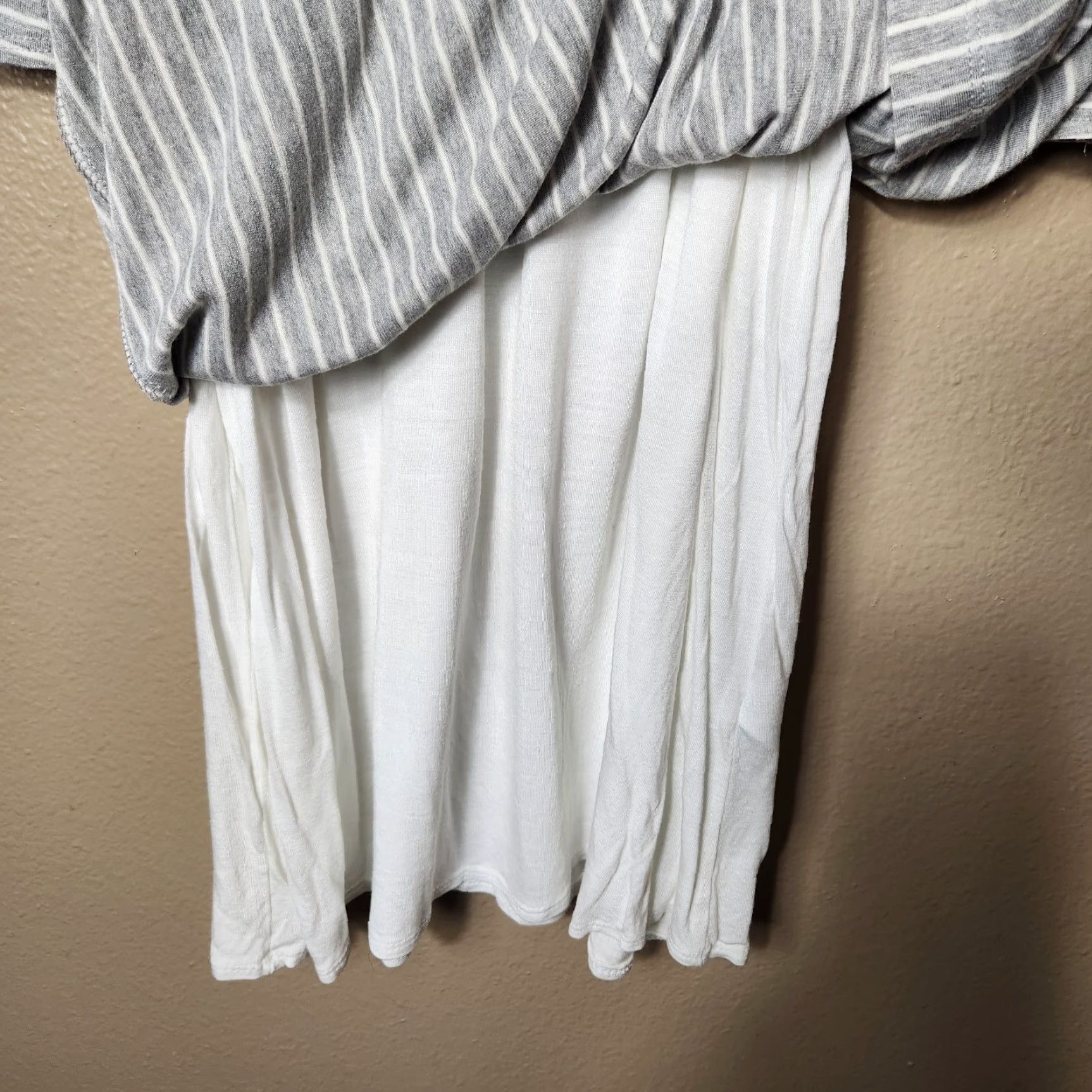 Coal COA Made in California Gray/White Stripe Ruffle Half Sleeve Dress S Womens Knee Length Button Pullover Shift Pattern Striped Size S / US 4 / IT 40 - 5 Thumbnail