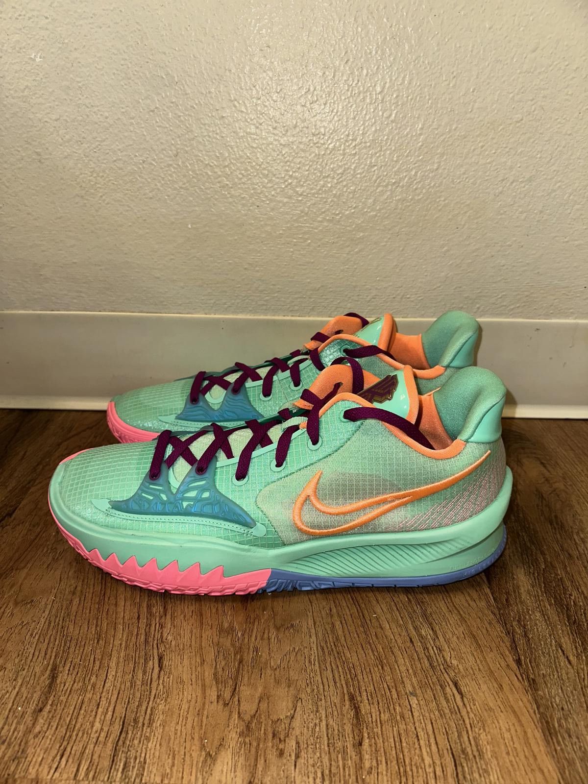 Nike Nike Kyrie 4 Low Keep Sue Fresh Size US 14 / EU 47 - 5 Thumbnail