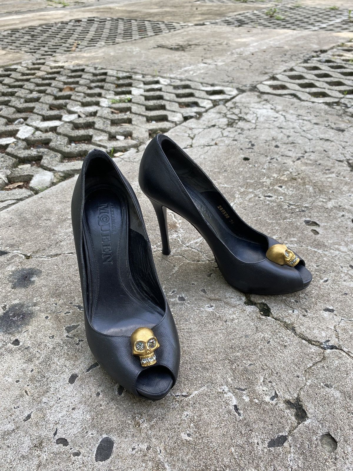 Alexander McQueen Alexander McQueen Leather Embellished Skull Peep Toe Pumps Size US 6 / IT 36 - 20 Thumbnail