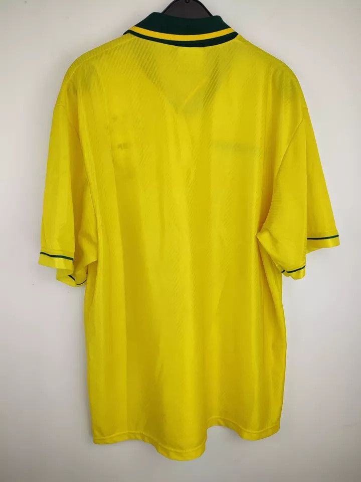 Umbro Vintage Umbro Brazil 1994 World Cup Home FOOTBALL Kit SHIRT Size US XL / EU 56 / 4 - 9 Thumbnail