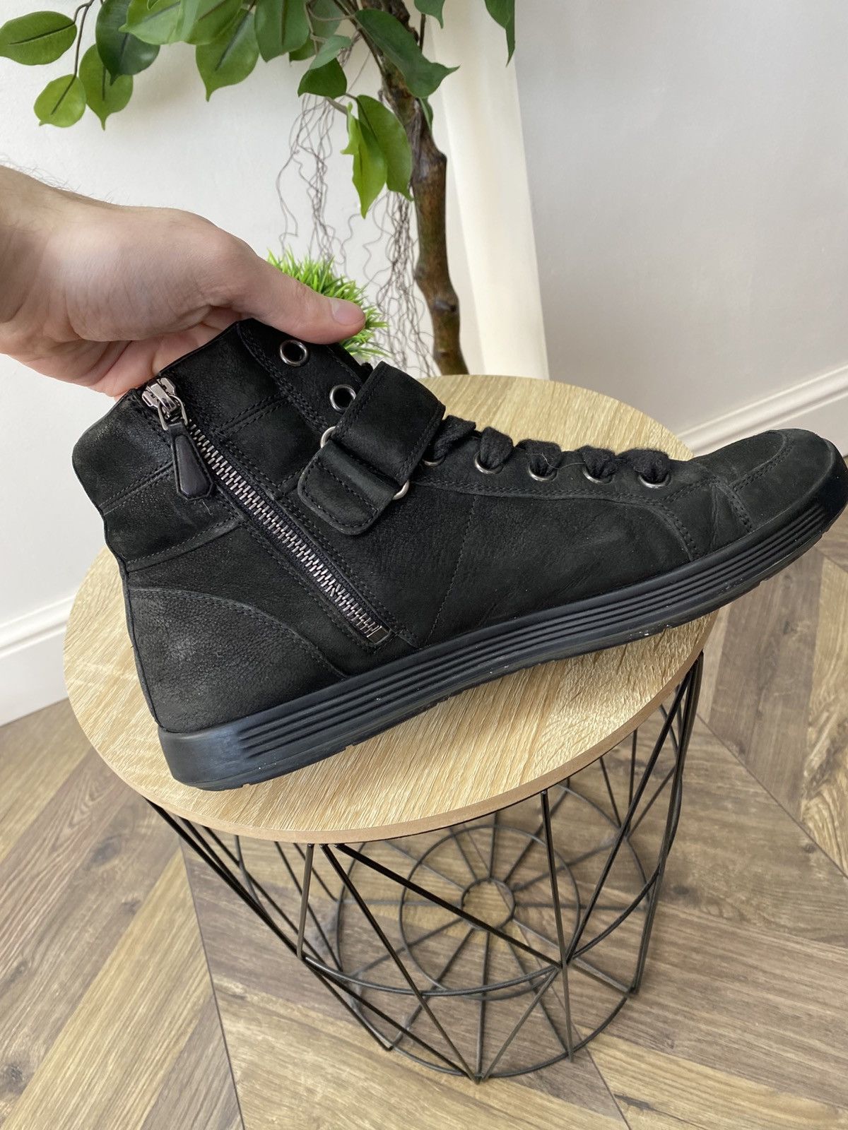 Prada LUXURY PRADA RED TAB HIGH-TOP SNEAKERS SHOES Size US 8.5 / EU 41-42 - 11 Thumbnail