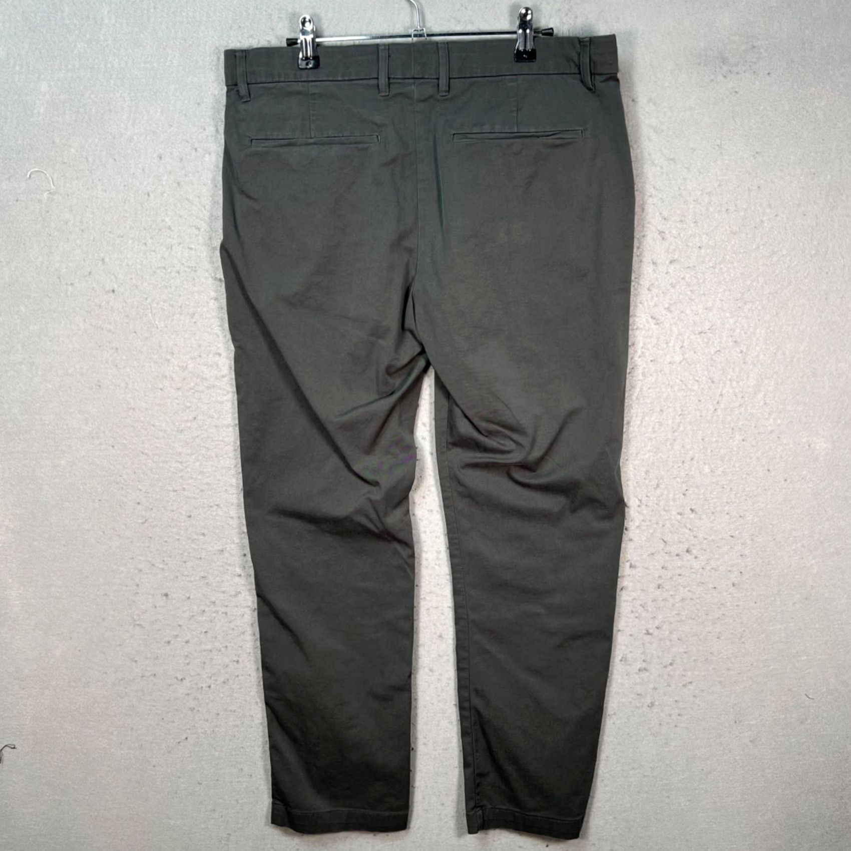 Vintage Goodfellow & Co Mens Slim Fit Pants 33 x 28 Gray Cotton Blend Nylon Flat Front Chino Regular Size 33 Inseam 28 Size US 33 - 2 Thumbnail