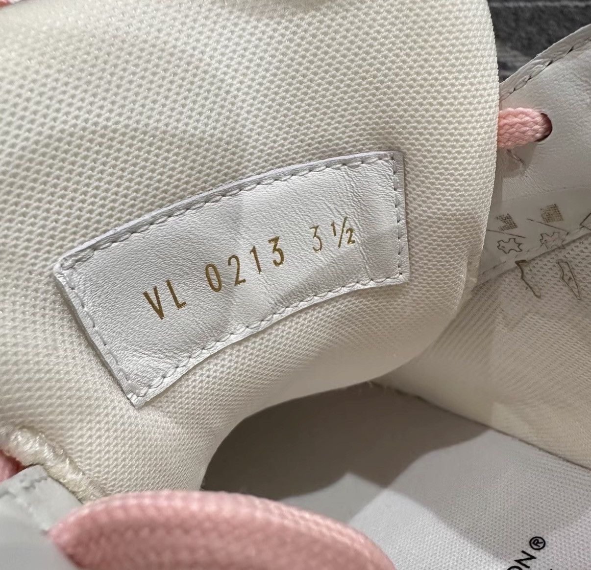 Louis Vuitton Louis Vuitton Trainer Rose Pink Sneakers J42 Size US 7.5 / IT 37.5 - 7 Thumbnail