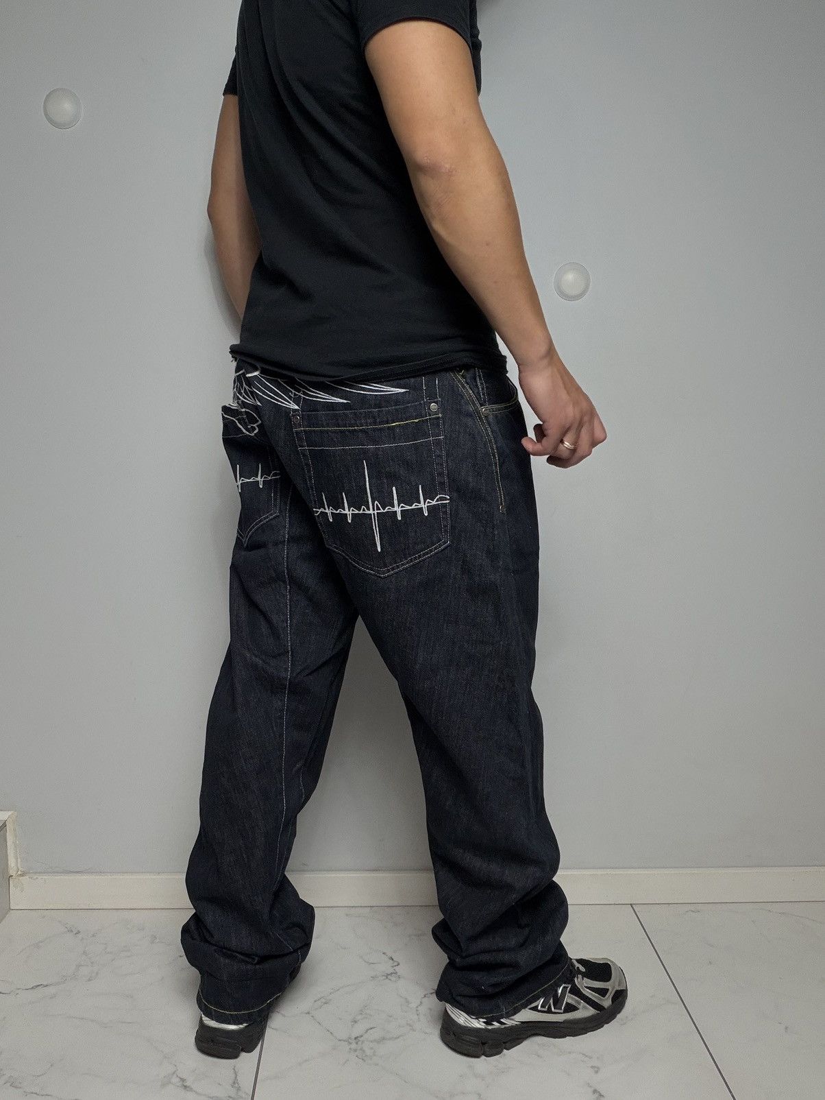 Vintage Wax Action Jeans La Famiglia Hammer PrintLogo Y2k Streetwear Size US 36 / EU 52 - 4 Thumbnail