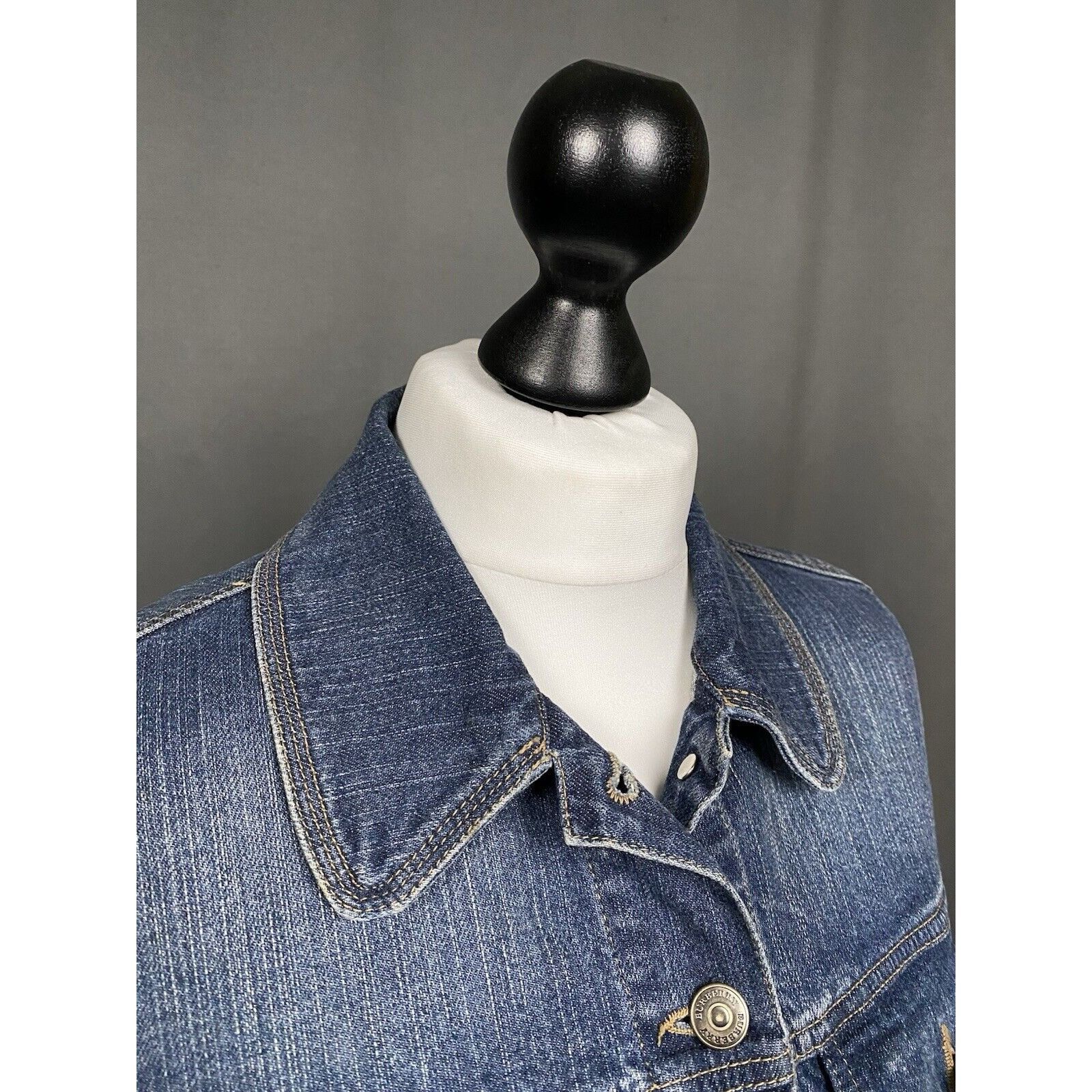Burberry Burberry Nova Check Women's Blue Denim Biker Jeans Jacket Si Size L / US 10 / IT 46 - 6 Thumbnail