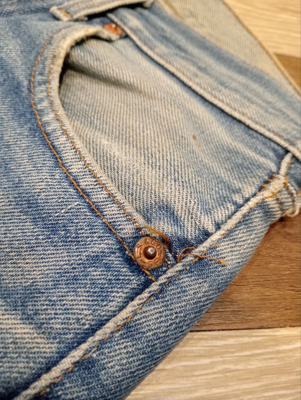 Levi's Vintage Clothing VINTAGE LEVI'S 501 TOP BUTTON #524 SELVEDGE BLUE DENIM PANTS Size US 29 - 6 Thumbnail