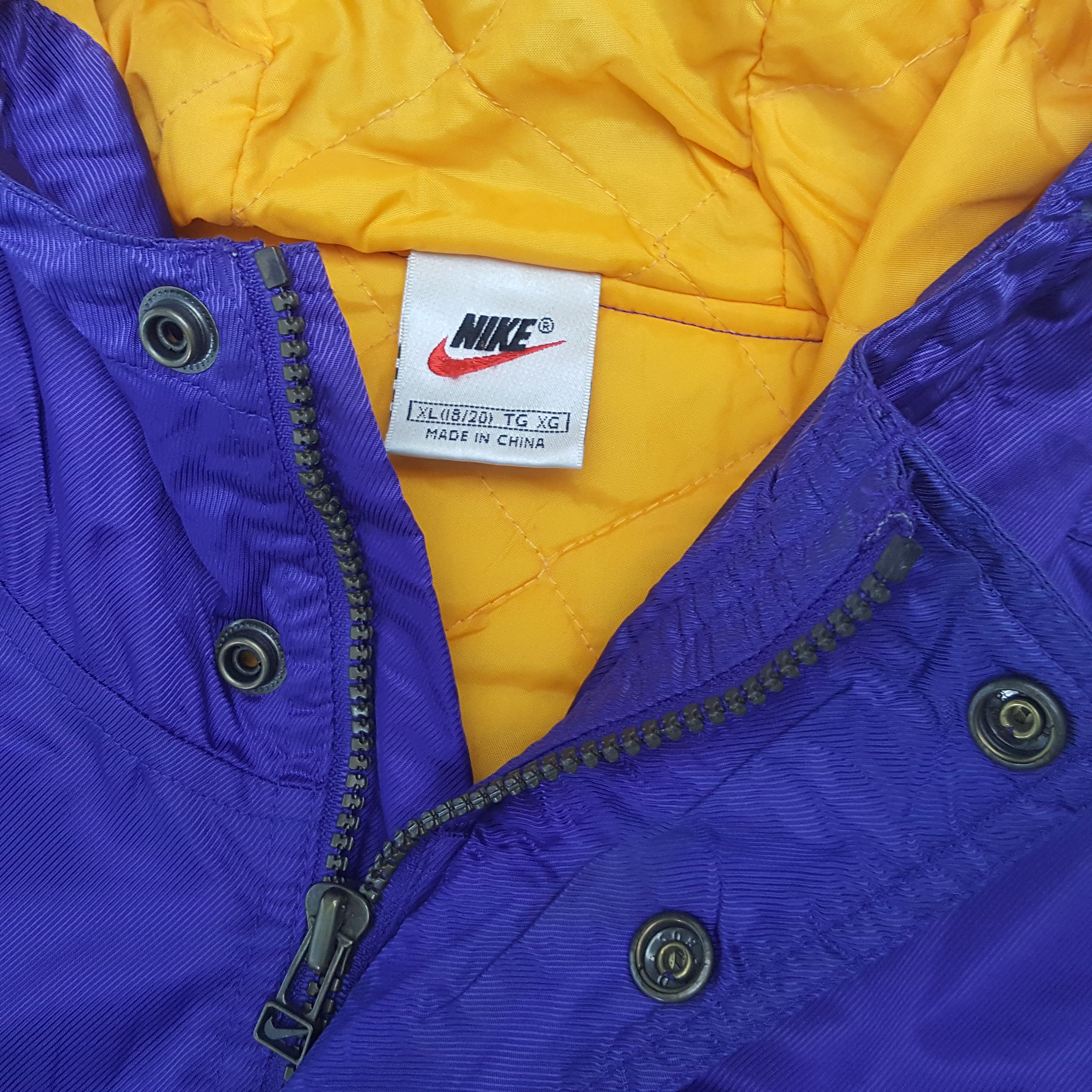 Nike NIKE Big Logo Design Jacket With Hoodies C289N4 Size US L / EU 52-54 / 3 - 5 Thumbnail