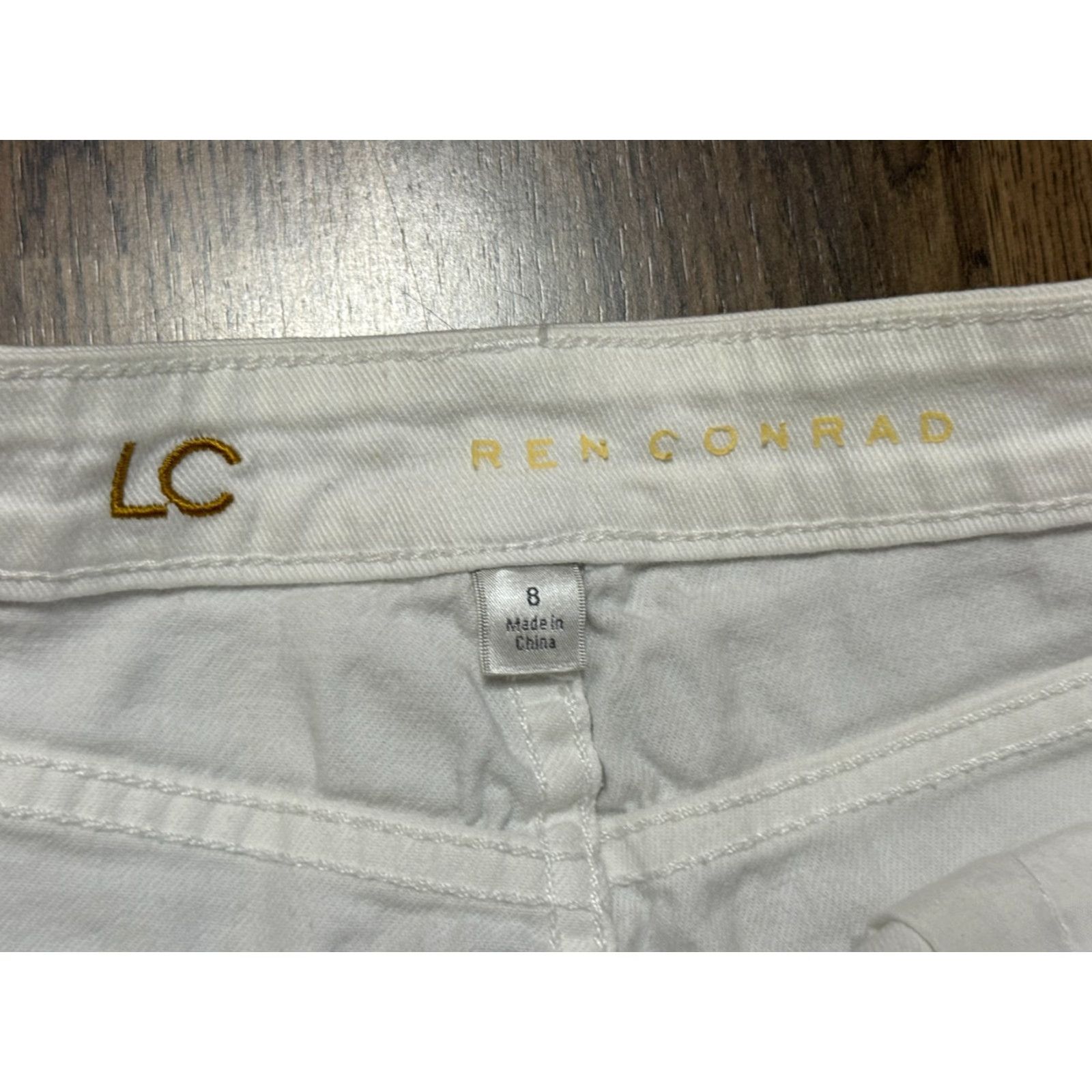 Vintage Lauren Conrad Jean Shorts Women’s Size 8 White Casual Shorts Denim LC Lauren Conrad Regular 6.5 Inseam Vintage No Size 30" / US 8 / IT 44 - 5 Thumbnail