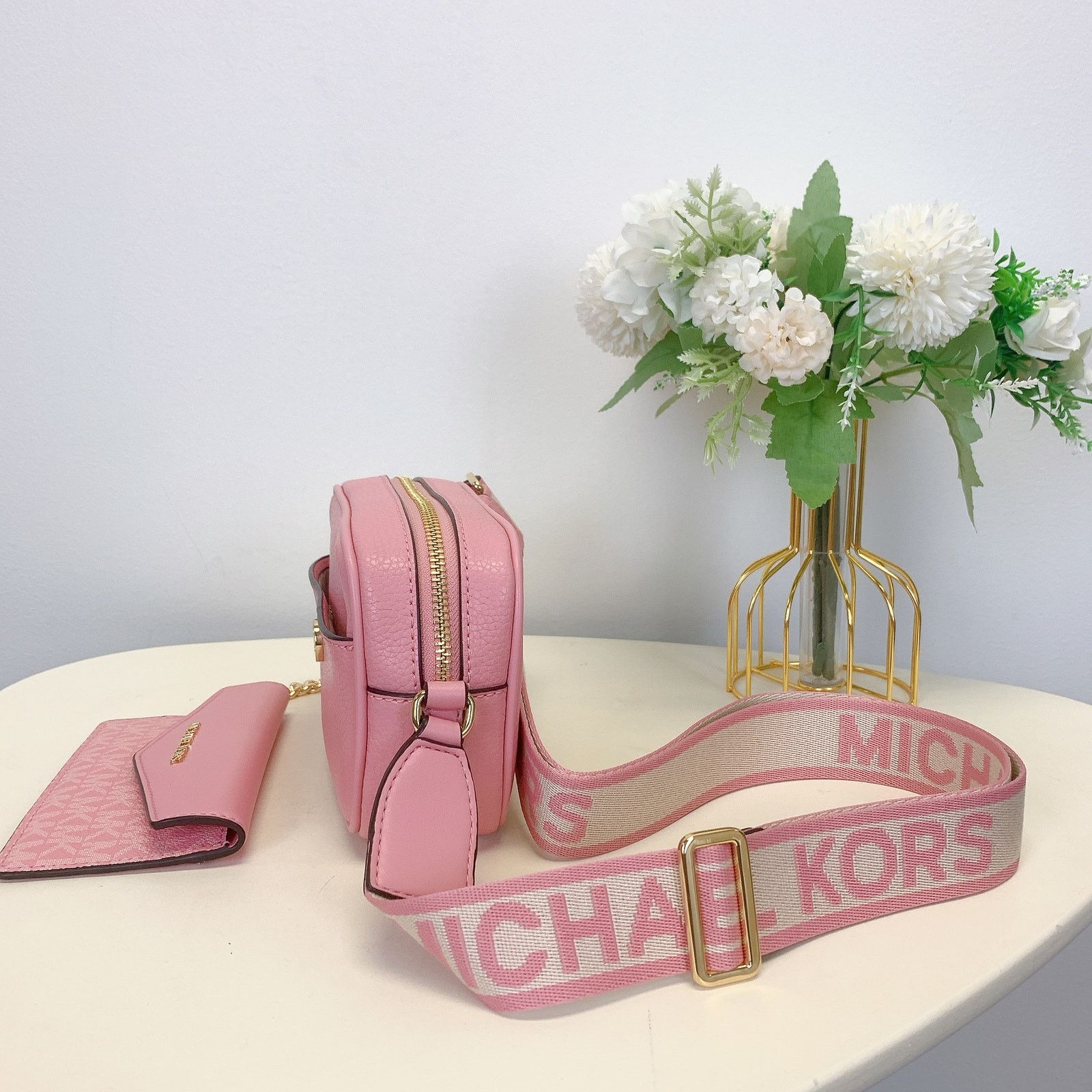 Michael Kors Michael Kors 35S4G5MC1L 2IN1 CAMERA XBODY LEATHER Size ONE SIZE - 5 Thumbnail