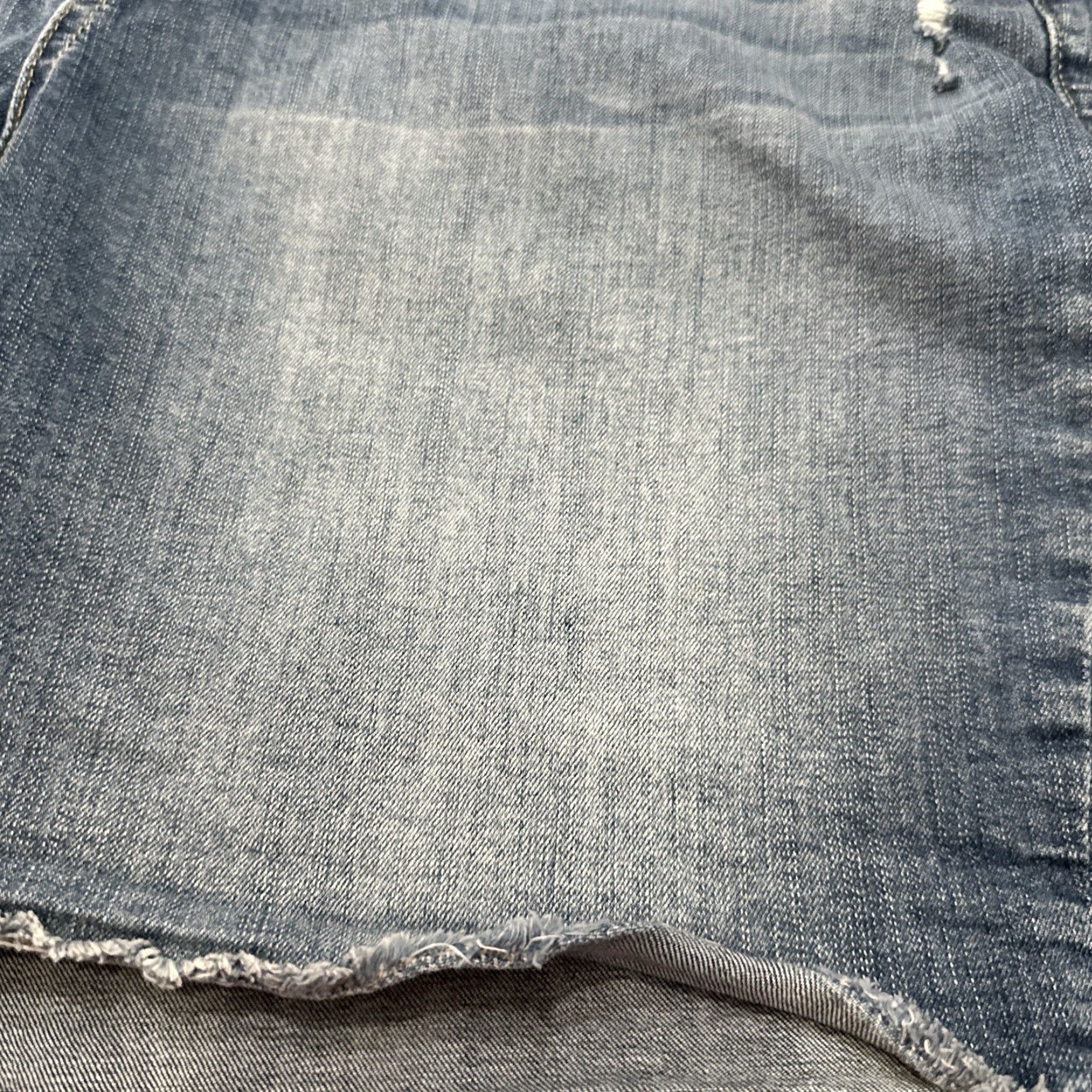 Torrid Torrid Denim Shorts Cut-Off Distressed High Rise 18 Plus Blue 98% Cotton 2% Spandex Casual Size 40" / US 18 - 5 Thumbnail