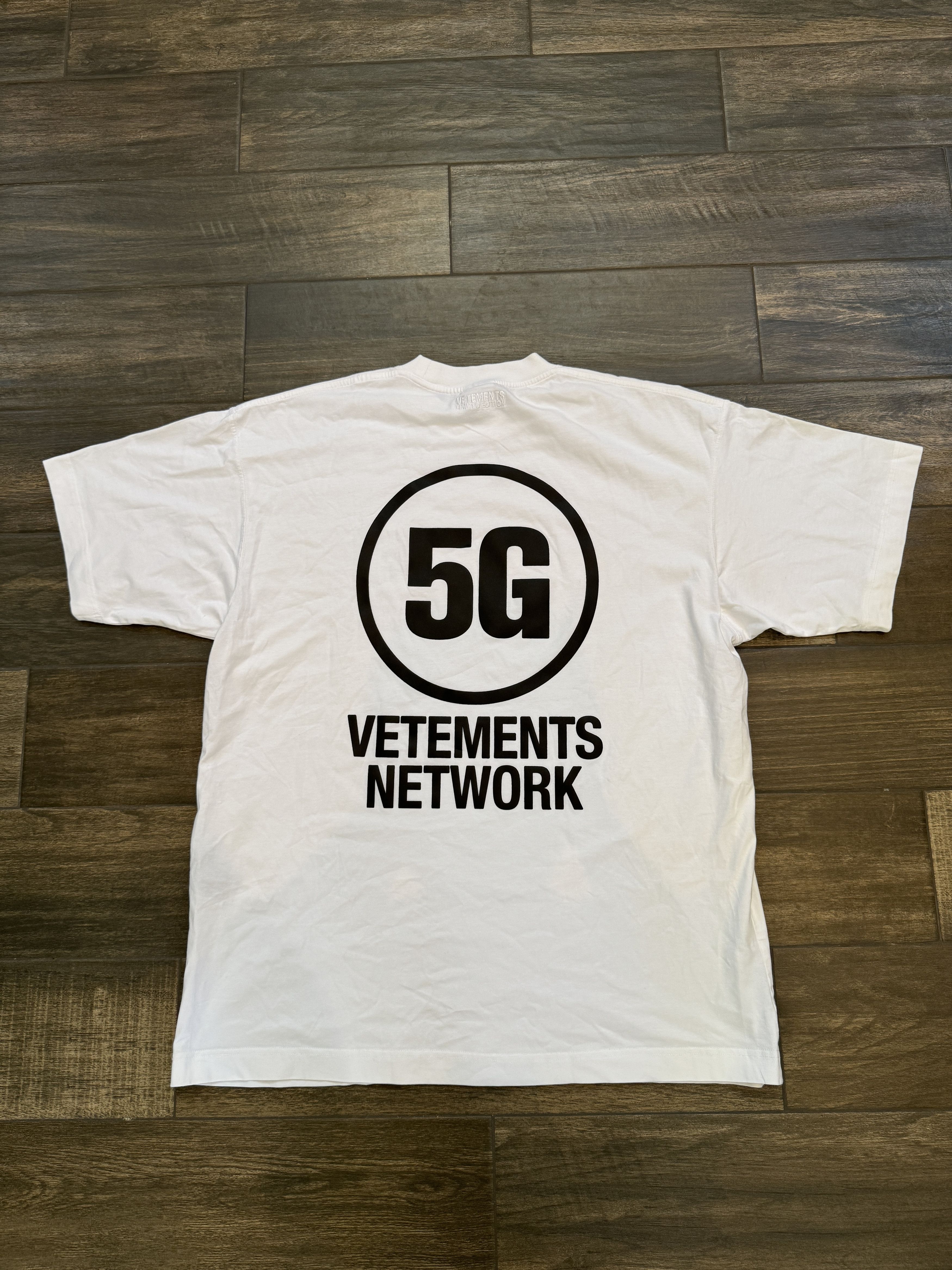 Vetements Vetements 5G Network Tee Size US XL / EU 56 / 4 - 1 Thumbnail