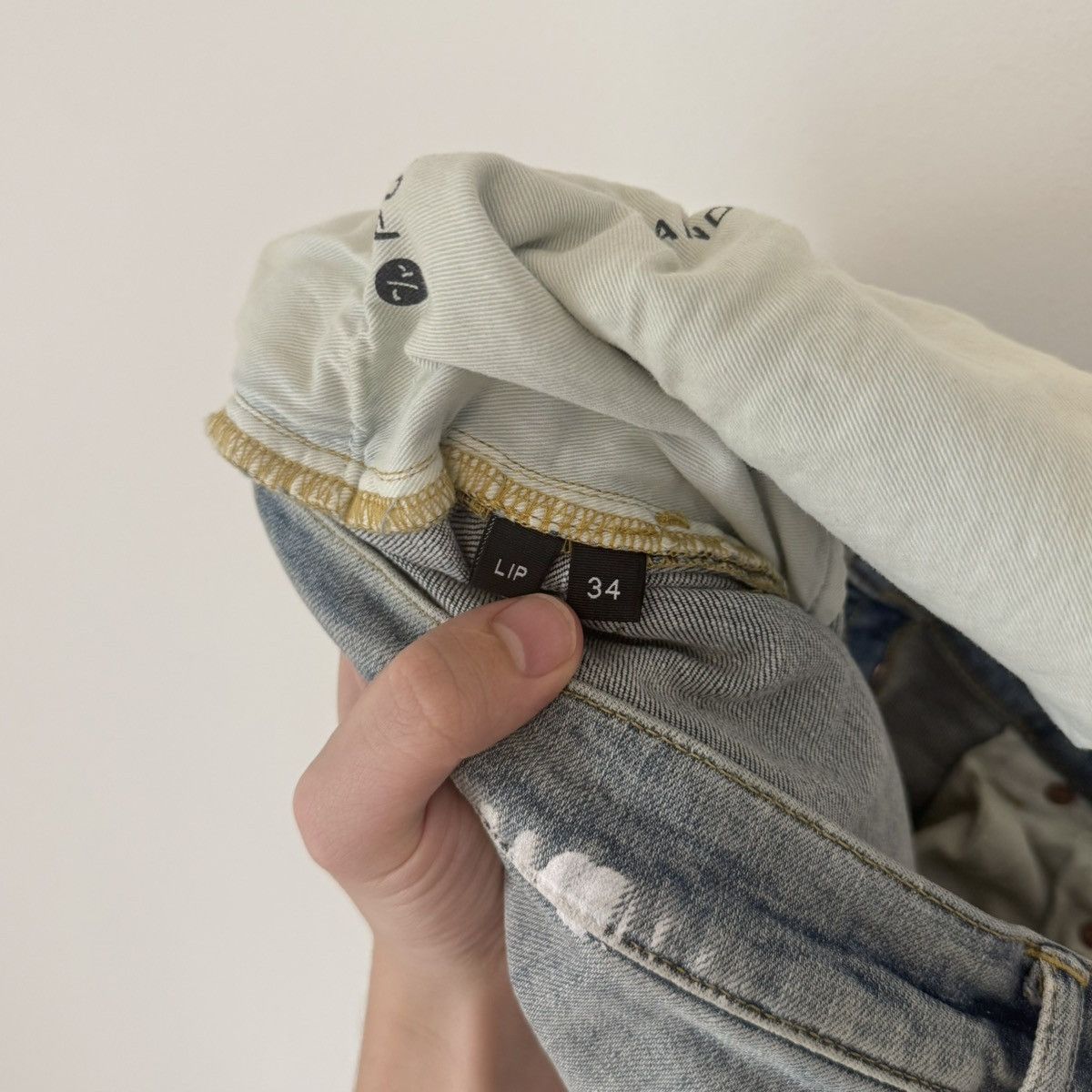 Purple Brand Purple Brand P001 Light Indigo Paint Blowout Distress Jeans Size US 34 / EU 50 - 13 Thumbnail