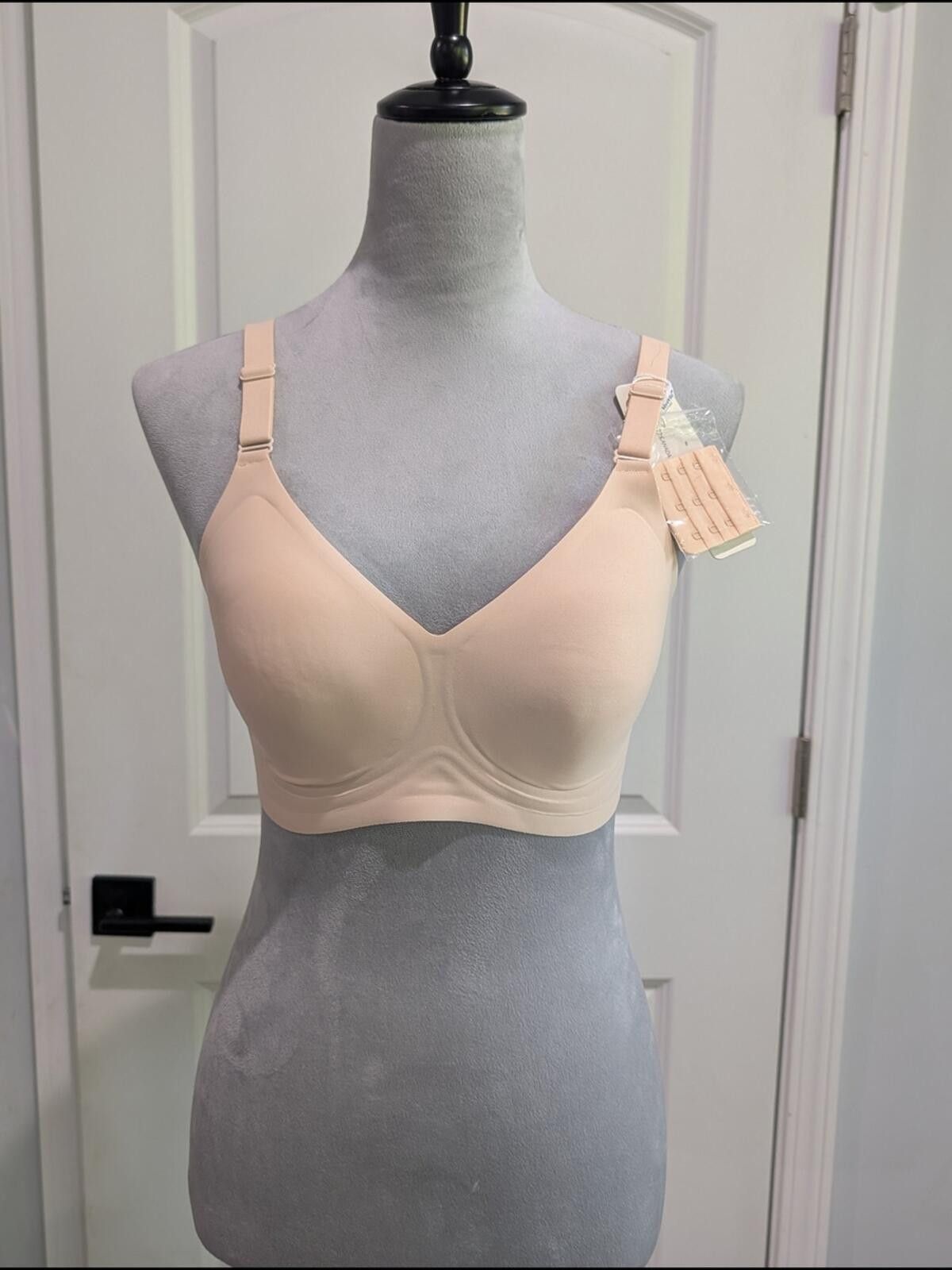 Other Everyday Nude Wireless Comfort Bra with Adjustable Straps Size ONE SIZE - 3 Thumbnail