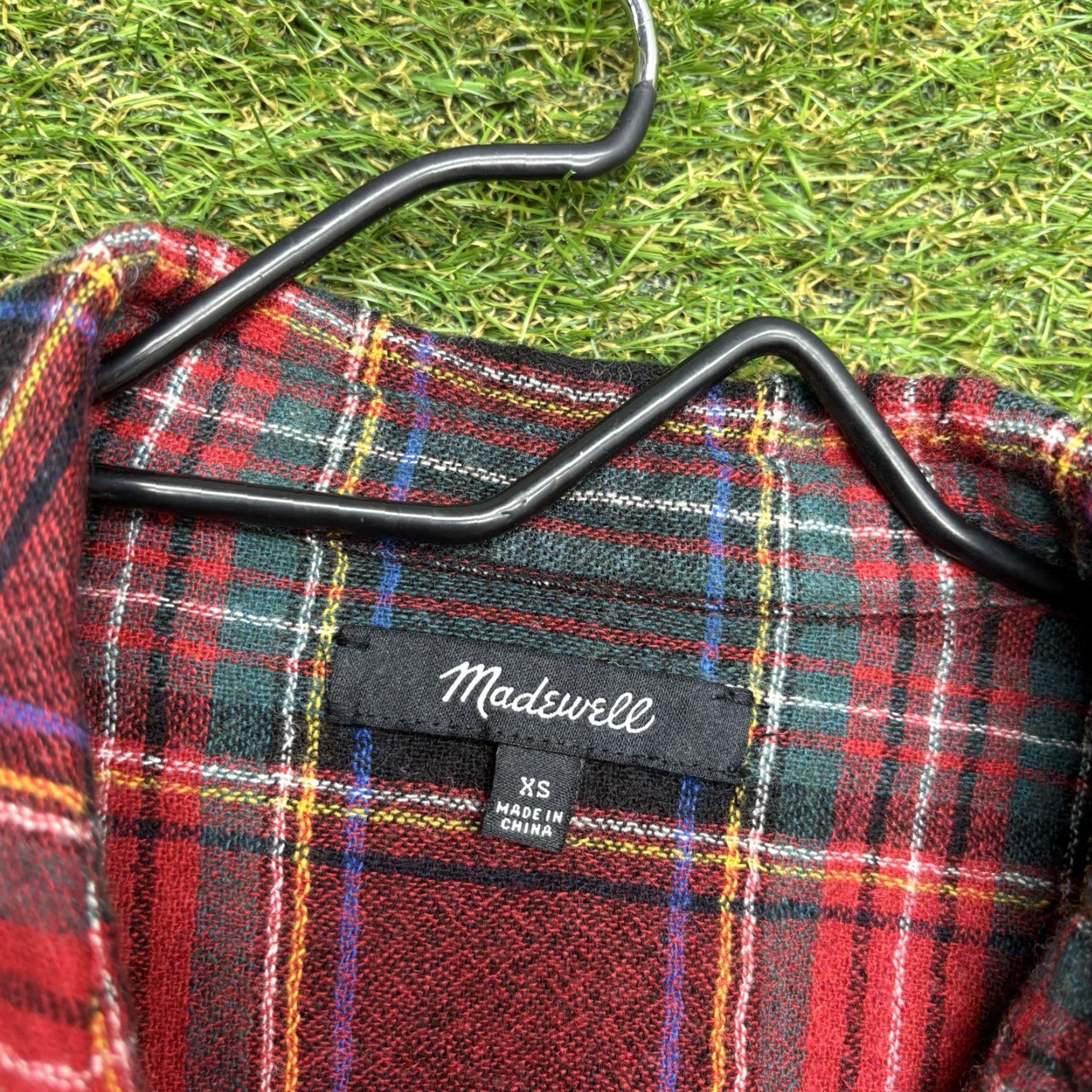 Madewell Madewell Shirt Womens XS Red Plaid Regular Fit Button-Up Wool Flannel Casual Size L / US 10 / IT 46 - 4 Thumbnail