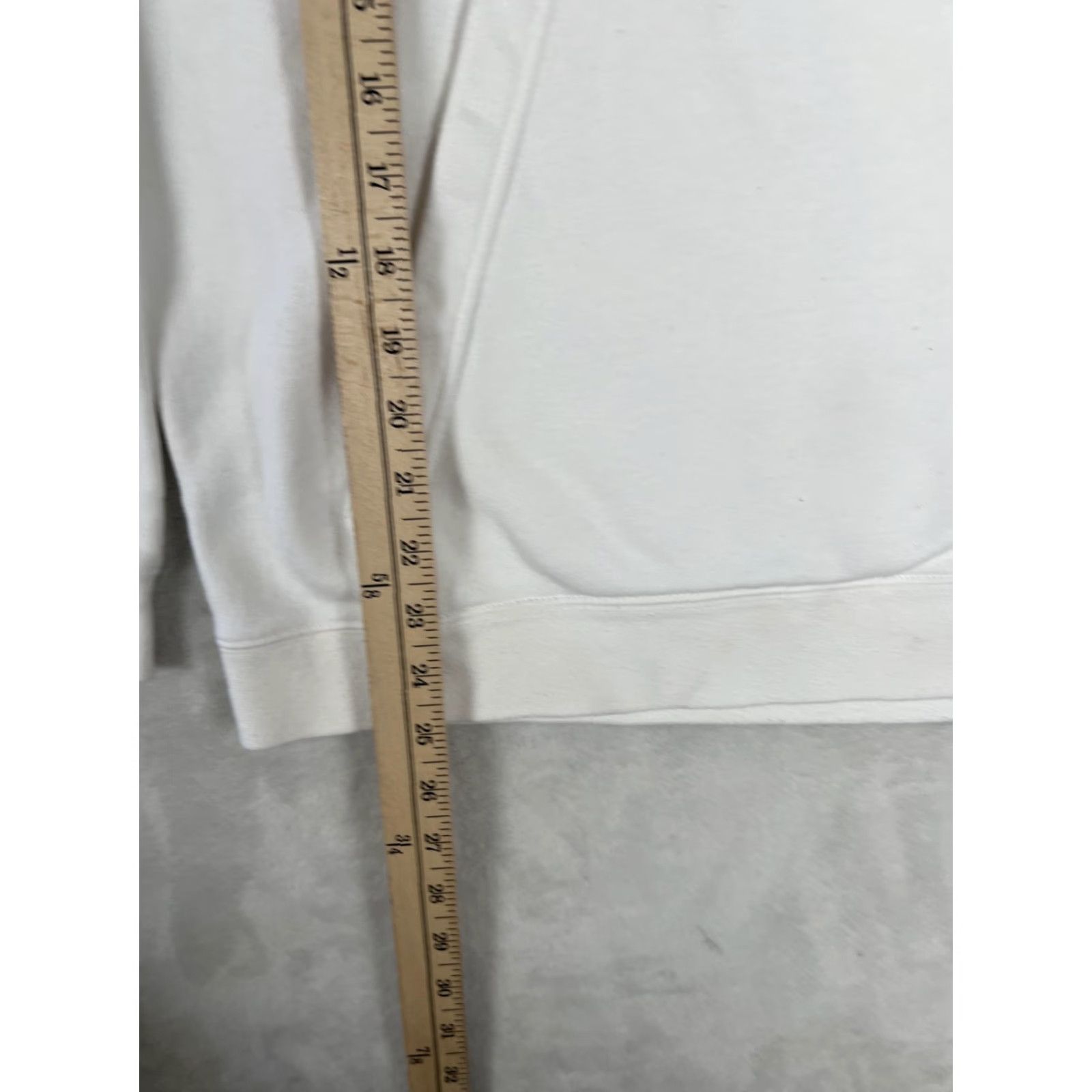 Nike VINTAGE Nike Kobe Black Mamba Hoodie Mens M White Graphic Print Pullover Sports Fanatics 90s 00s Size US M / EU 48-50 / 2 - 3 Thumbnail