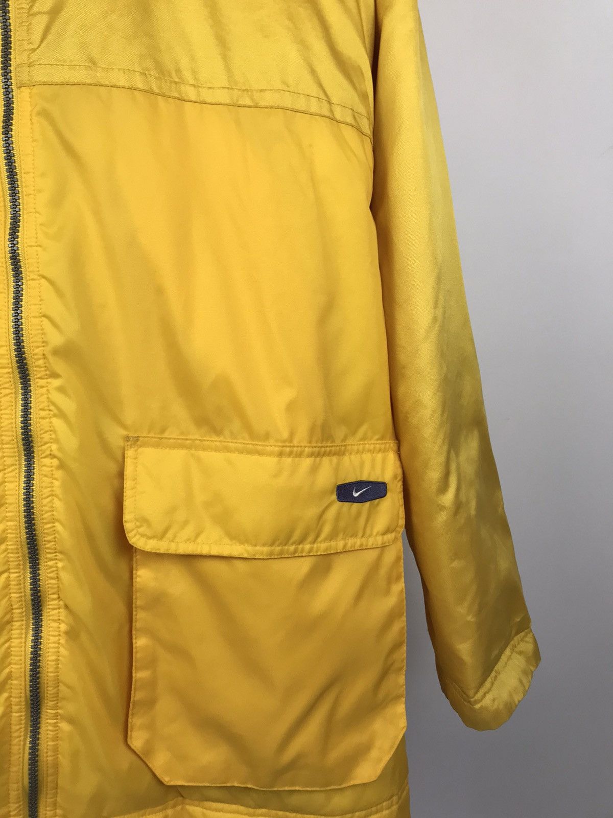 Vintage Vintage Nike Acid Yellow Y2K Nylon Jacket Size US M / EU 48-50 / 2 - 5 Thumbnail