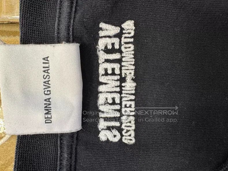 Vetements Vetements Short-Sleeve T-Shirt, Size XS, Black Size US XS / EU 42 / 0 - 4 Thumbnail