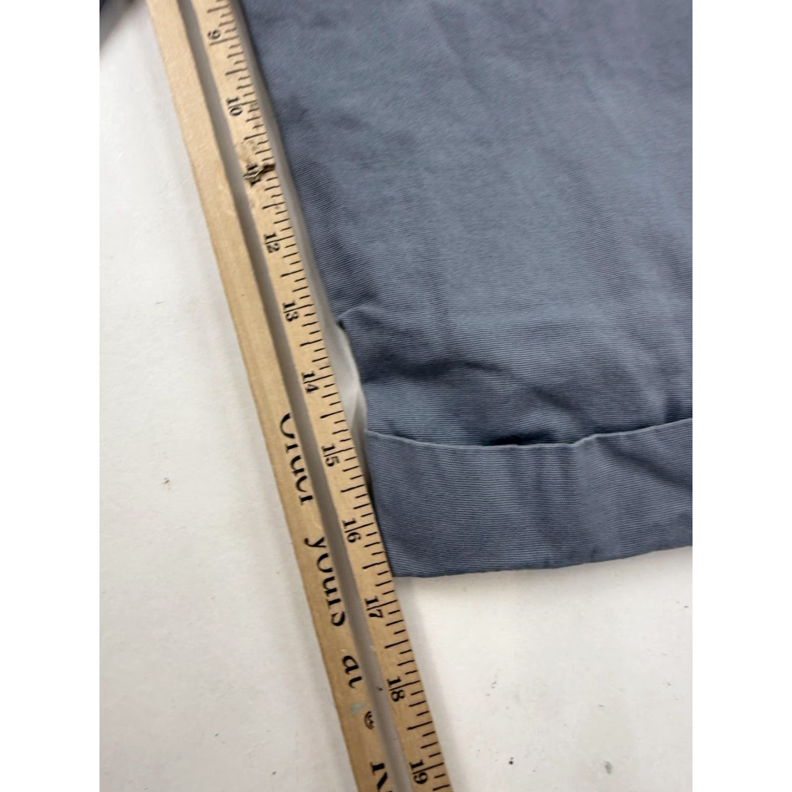 Vintage Sundance Capris Pants Womens 8 Gray Twill Cuffed Straight Leg Casual Chino Capris - Men? Size 30" / US 8 / IT 44 - 6 Thumbnail