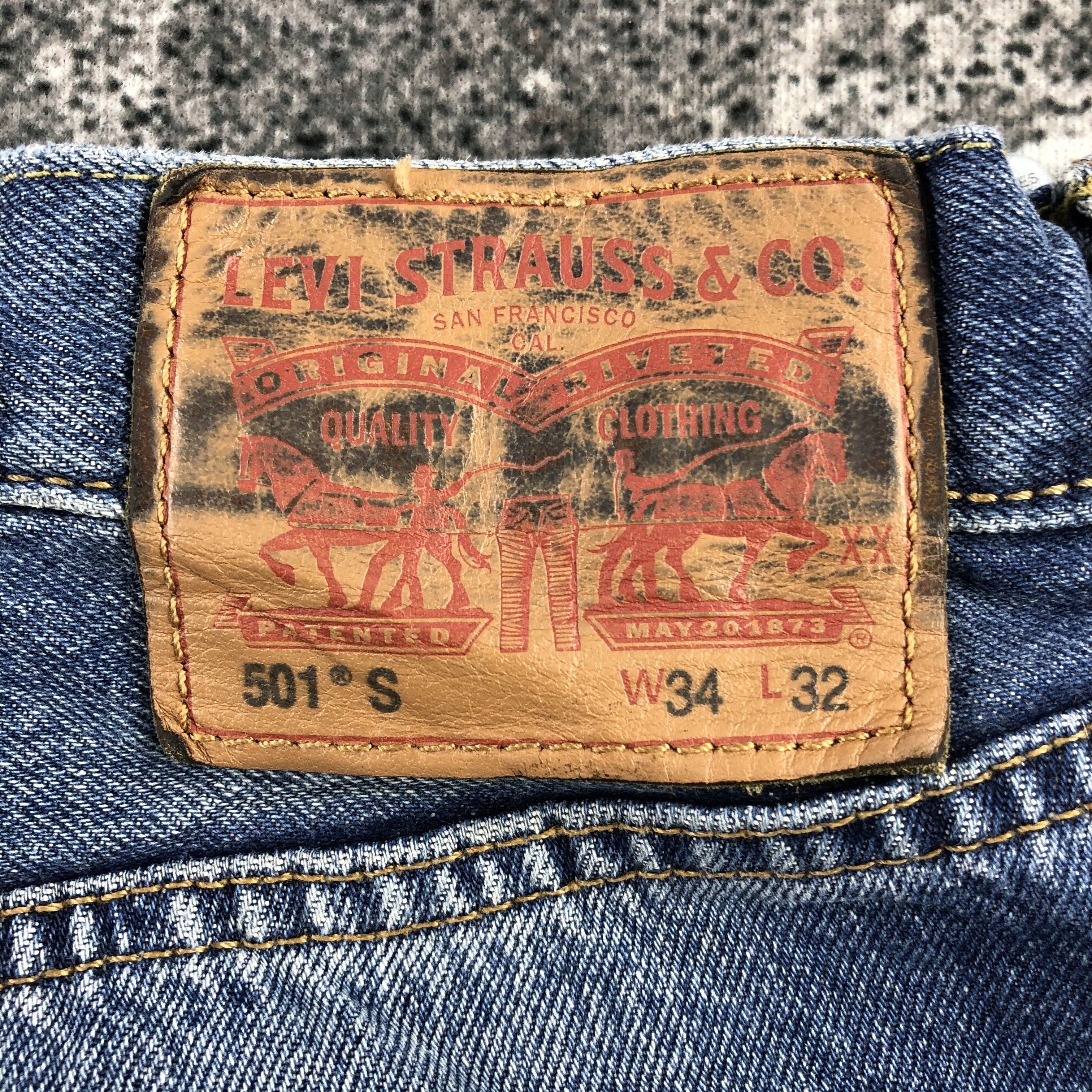 Levi's Vintage Levis 501 Jeans Distress Faded Blue Denim KJ1044 Size US 34 / EU 50 - 5 Thumbnail