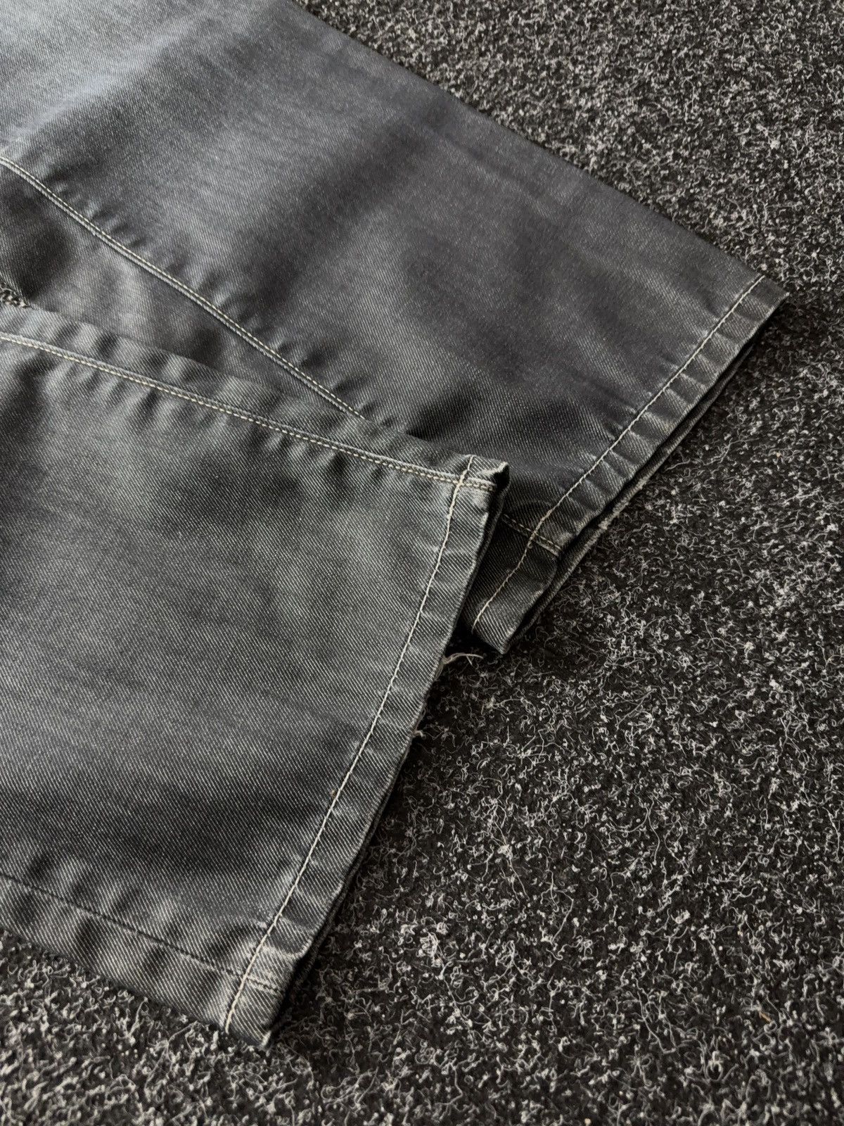 Hugo Boss Avant Garde 00s Vntg Hugo Boss Black Denim Jeans Regular Fit Size US 34 / EU 50 - 2 Thumbnail