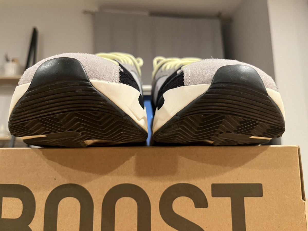 Adidas × Kanye West YEEZY BOOST 700 Size US 8 / EU 41 - 22 Thumbnail