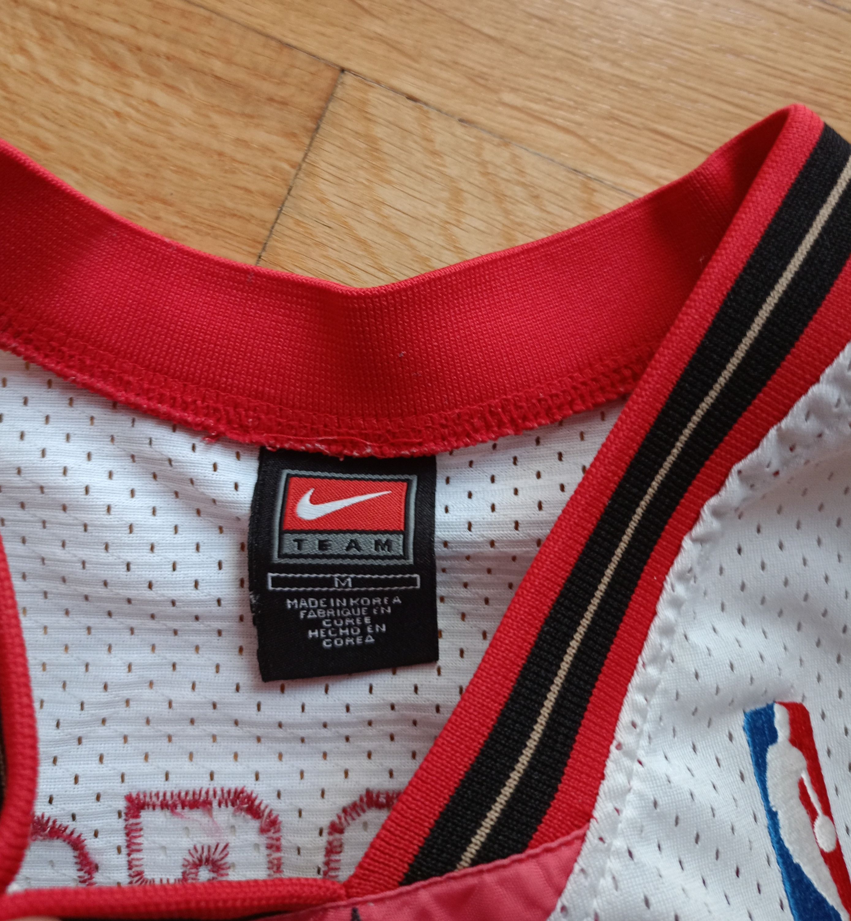 Nike Nike Philadelphia 76ers Iverson Jersey - Collectible NBA Size US S / EU 44-46 / 1 - 3 Thumbnail