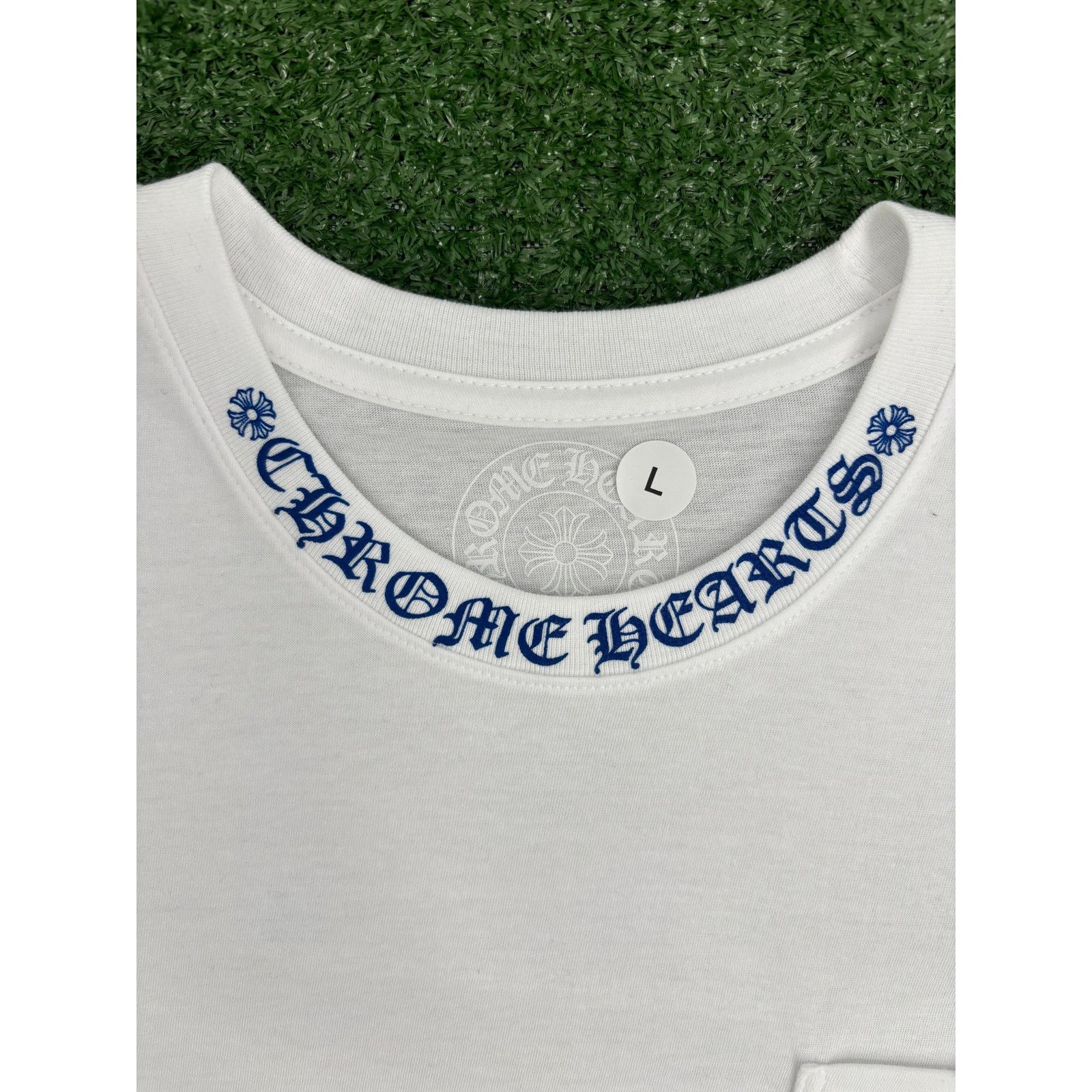 Chrome Hearts Chrome Hearts Blue Neck Logo White S/S T-Shirt Size Large Size US L / EU 52-54 / 3 - 2 Thumbnail