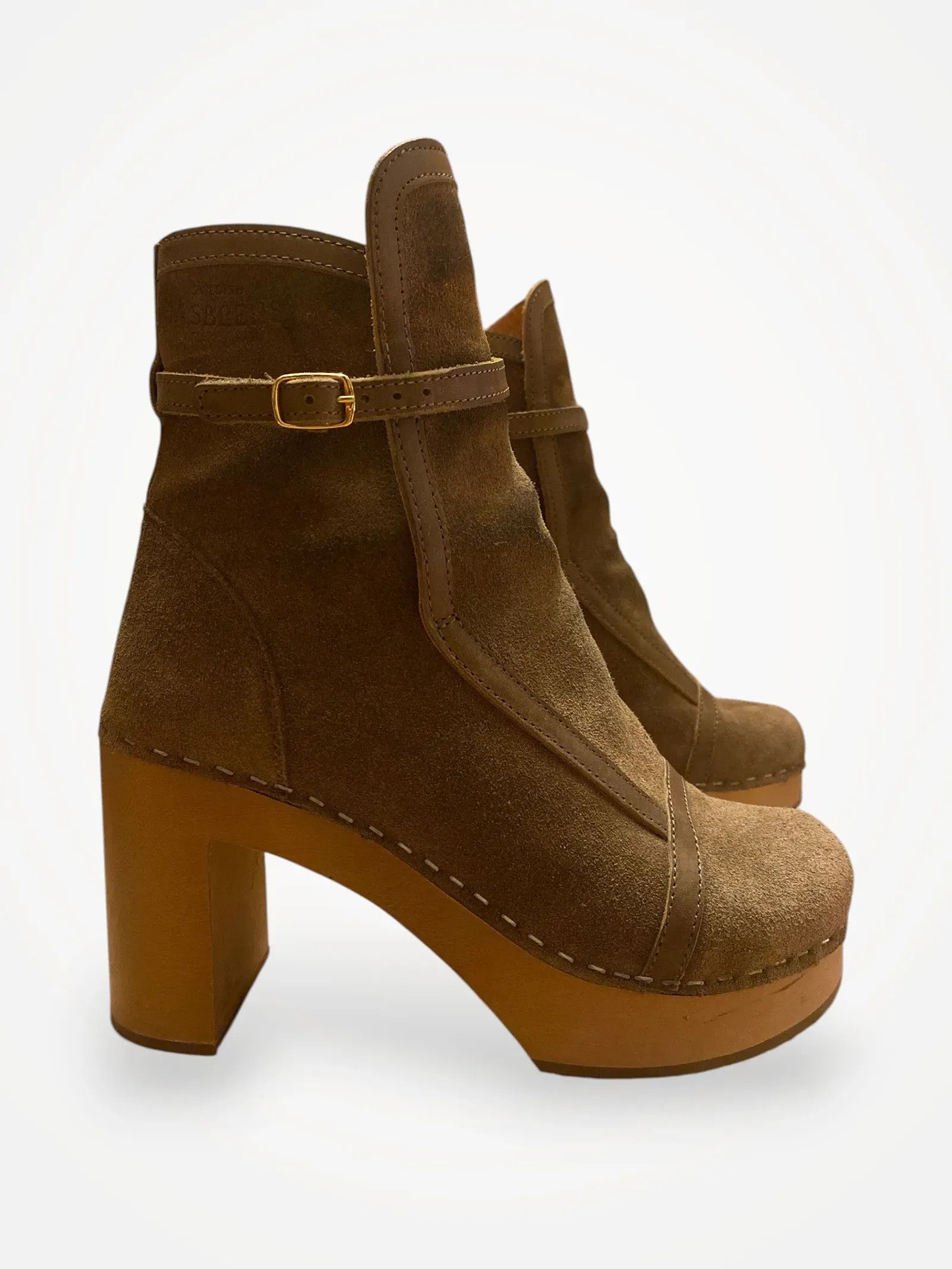 Swedish Hasbeens Swedish Hasbeens Boots Size US 7 / IT 37 - 1 Thumbnail