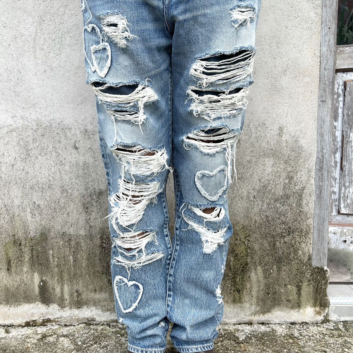 Japanese Brand RNA Crazy Distressed Bluewash Denim Pants Size US 30 / EU 46 - 4 Thumbnail