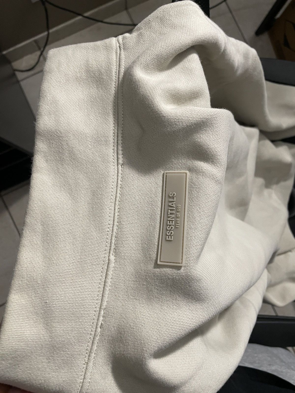 Essentials Fear of God Men's Grey and Cream Sweatshirt Size US L / EU 52-54 / 3 - 7 Thumbnail