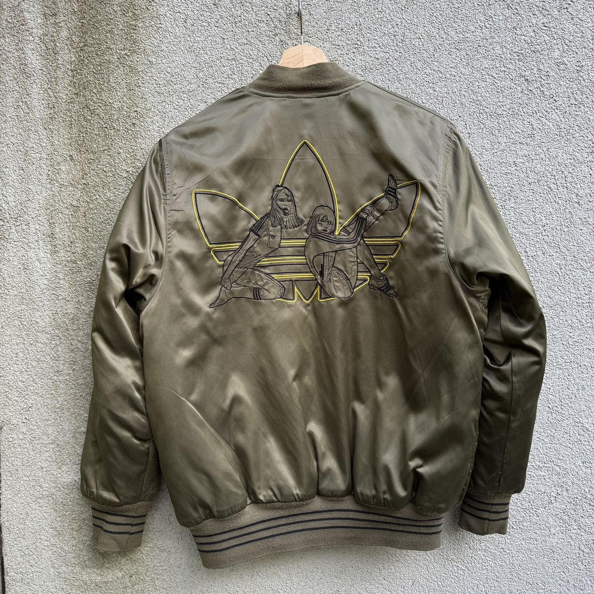 Adidas 2004 Adidas Thrashed Faded Distressed Jacket ERD Grunge Size US S / EU 44-46 / 1 - 12 Thumbnail
