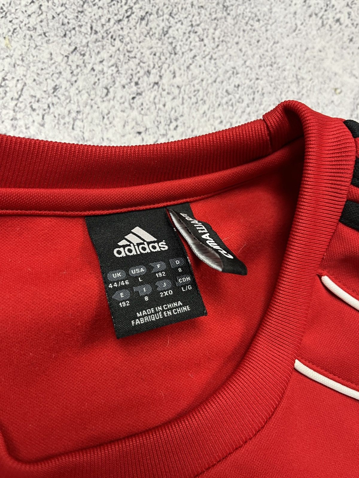 Adidas Vintage Adidas Liverpool 2010 Soccer Training Sweatshirt Size US L / EU 52-54 / 3 - 5 Thumbnail