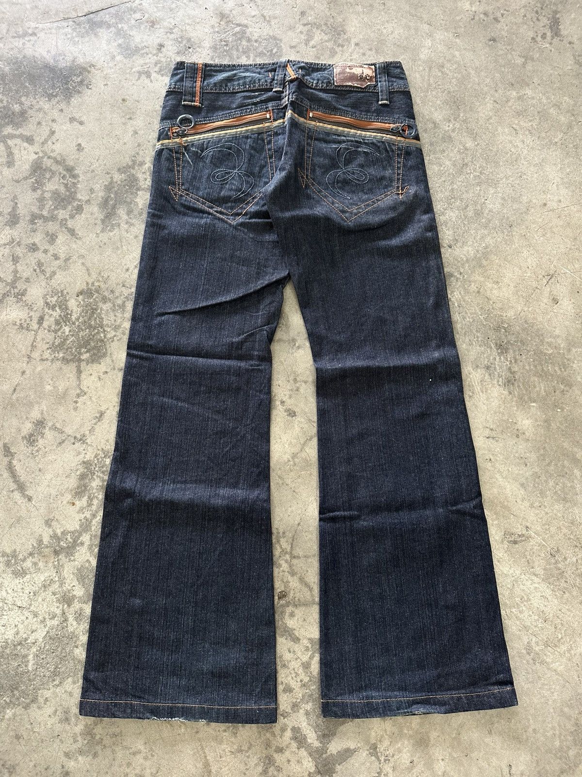 Le Grande Bleu (L.G.B.) ET Boite Flare Jeans Size 29" - 9 Thumbnail