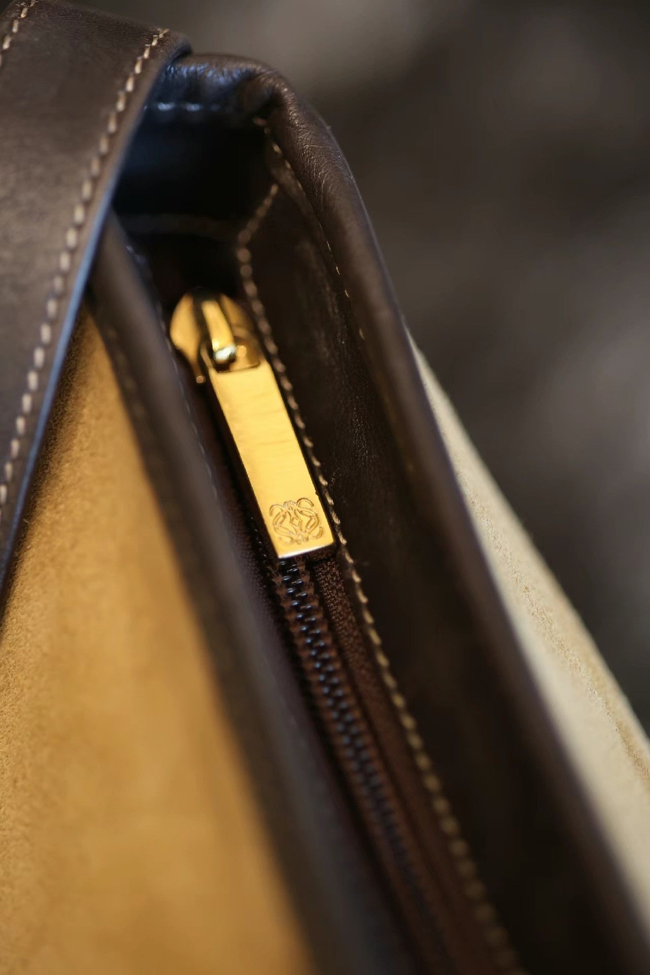 Loewe Loewe Suede Crossbody Laptop Shoulder Bag K32 Size ONE SIZE - 6 Thumbnail