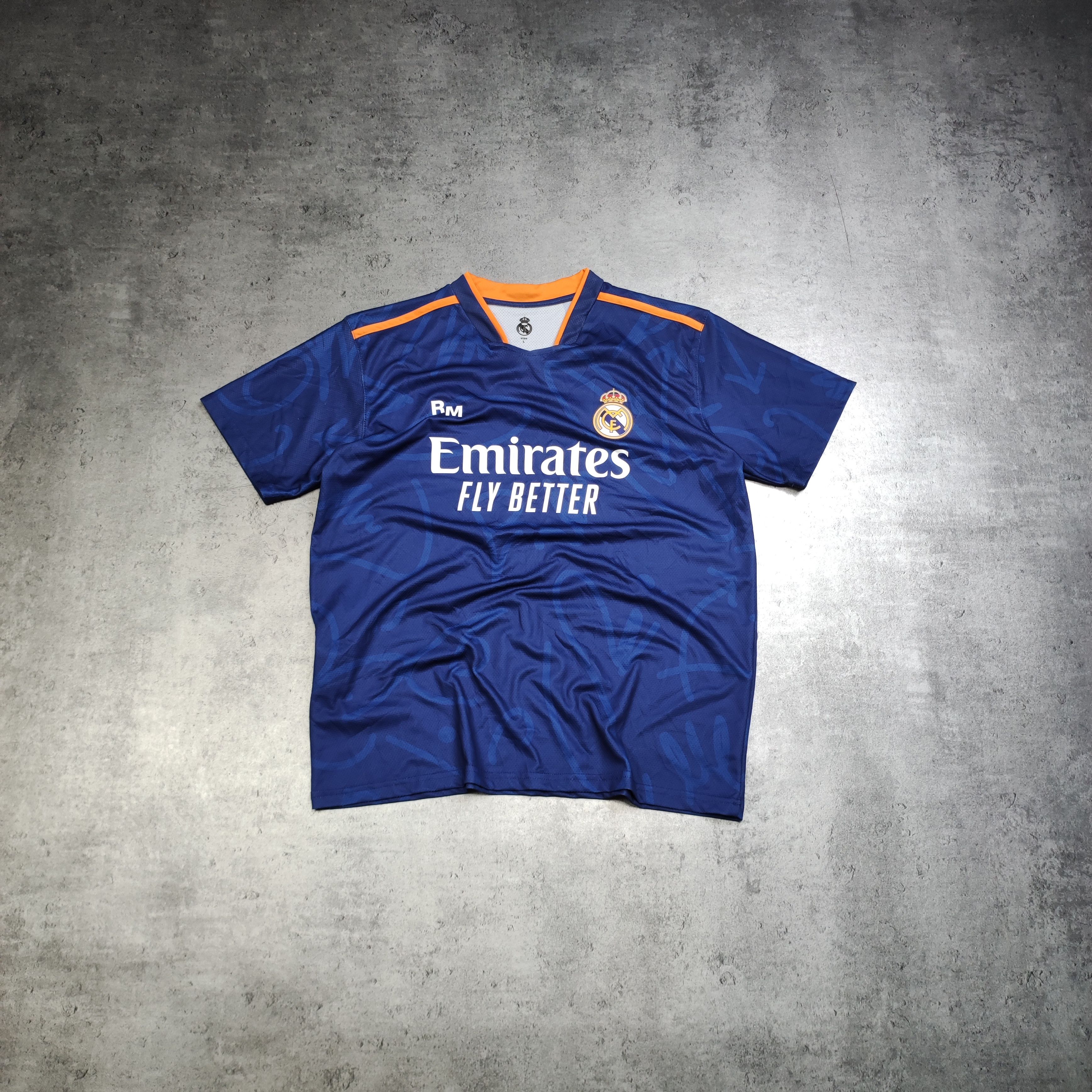 Other RARE Football Soccer Real Madrid Official Rogers Replica Kit Size US L / EU 52-54 / 3 - 1 Thumbnail