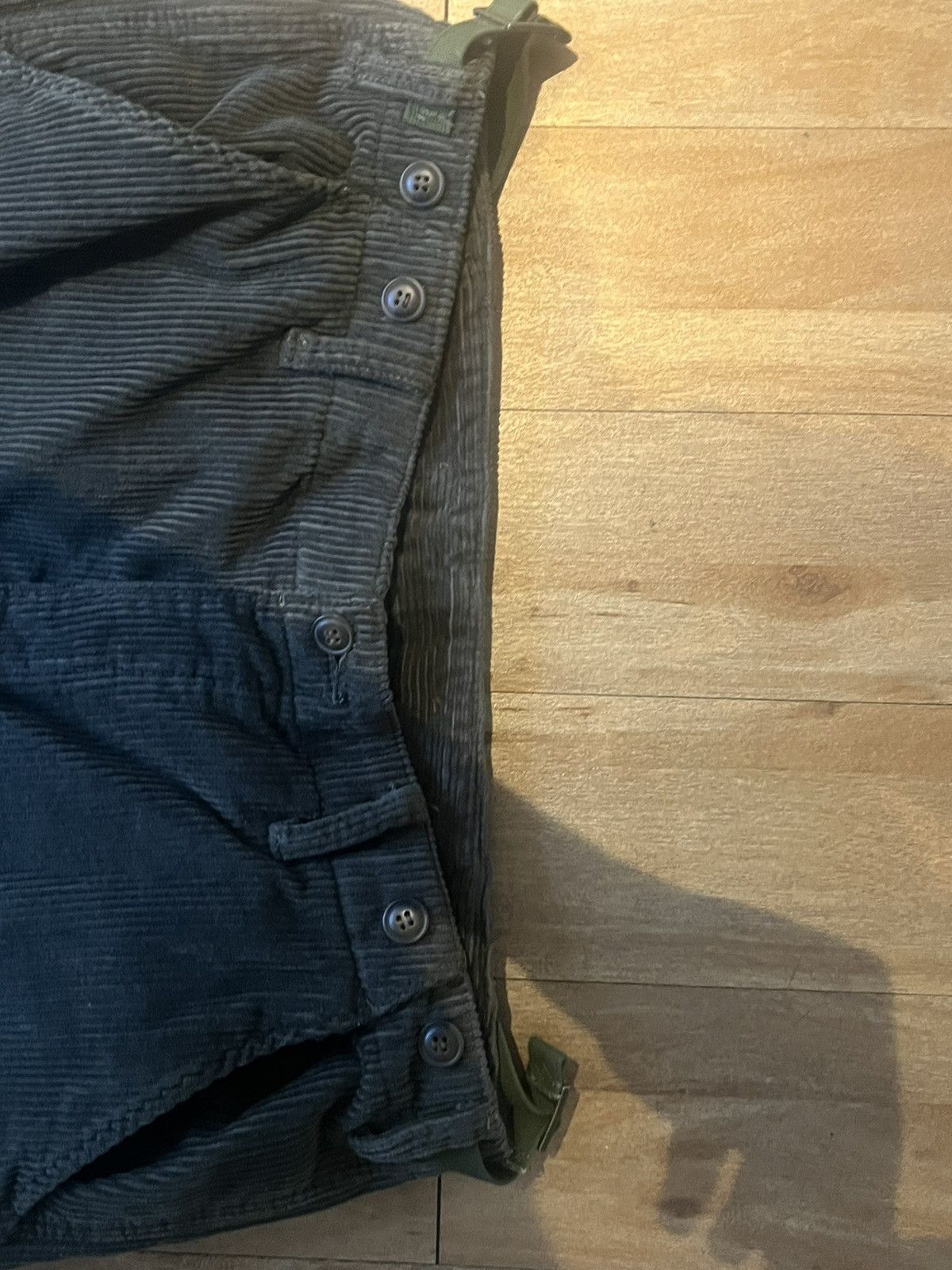 MNML MNML corduroy cargos Size US 34 / EU 50 - 4 Thumbnail