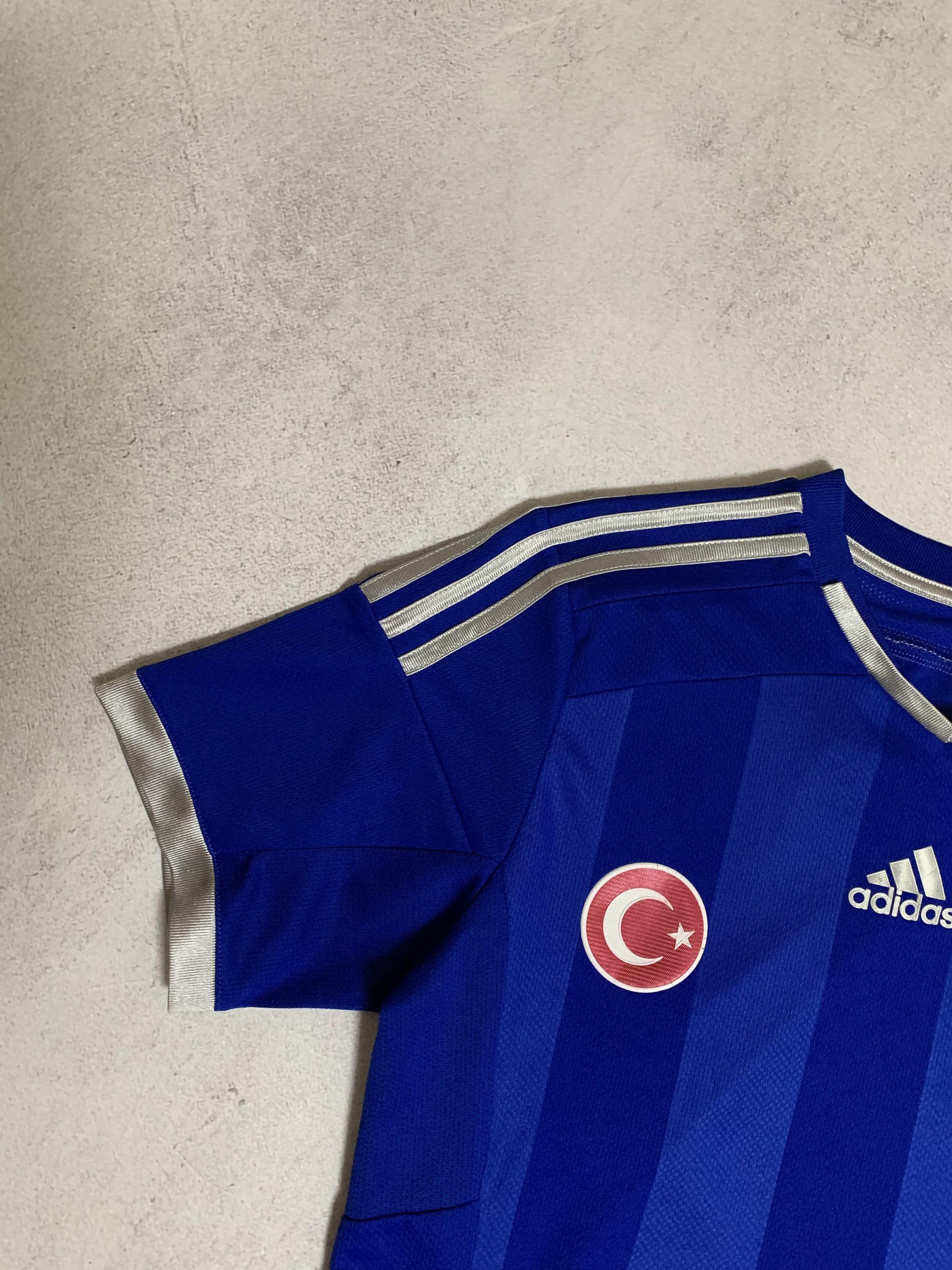 Adidas × Vintage Adidas Fenerbahce 2014 Jersey Soccer T Shirt Size US S / EU 44-46 / 1 - 3 Thumbnail