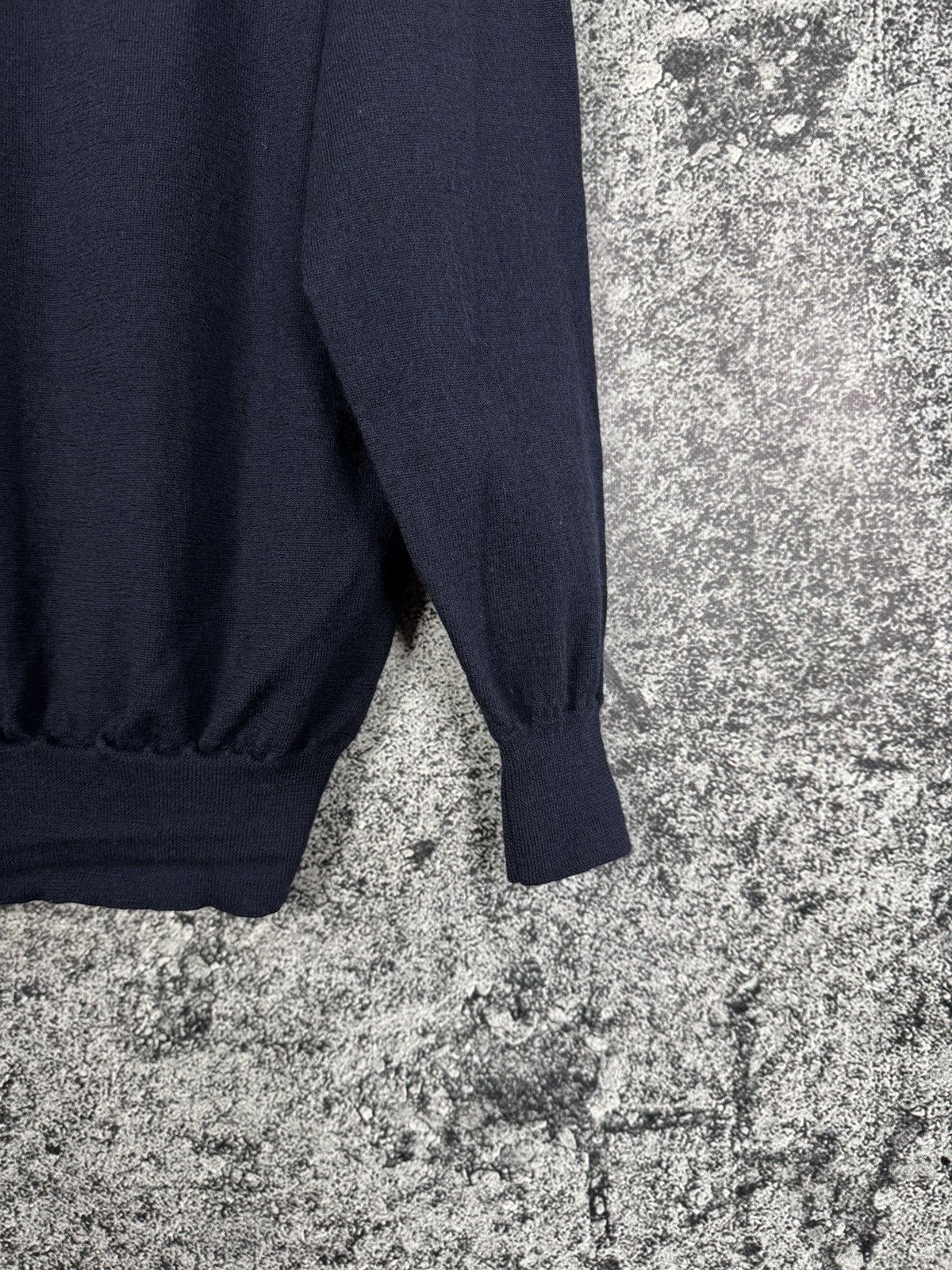 Orvis Orvis V-Neck Sweater Merino Wool Pullover Italy Slim Size M Size US M / EU 48-50 / 2 - 13 Thumbnail