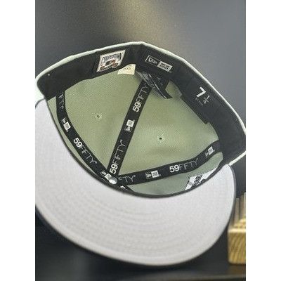 New Era Chicago Cubs 95 North Boutique Fitted 7 1/4 Gray UV Sold Out Size ONE SIZE - 3 Thumbnail