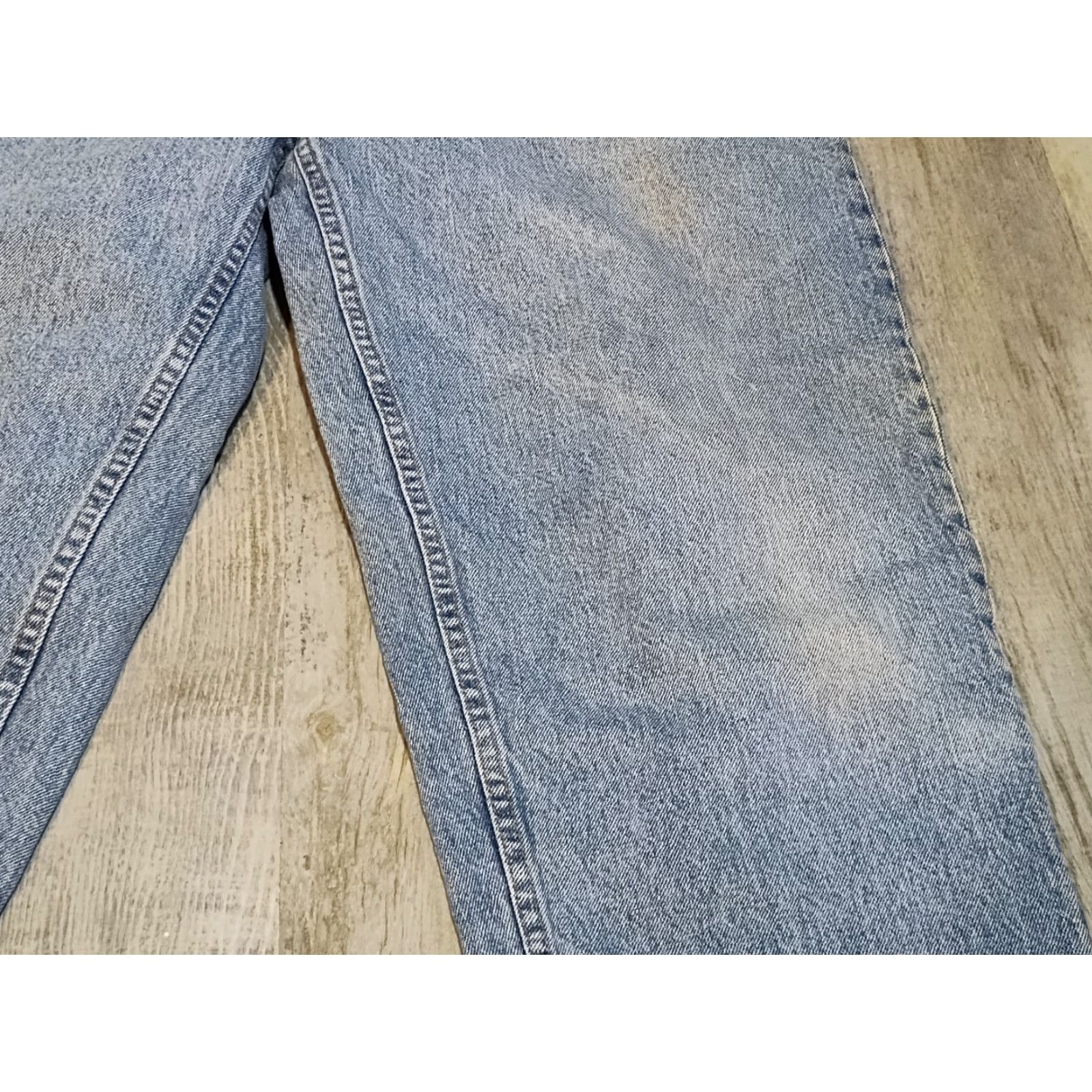 Levi's VINTAGE Levi's 560 Light Wash Loose Fit Tapered Leg Jeans 40X31 Blue 90s Mens Size US 40 / EU 56 - 7 Thumbnail