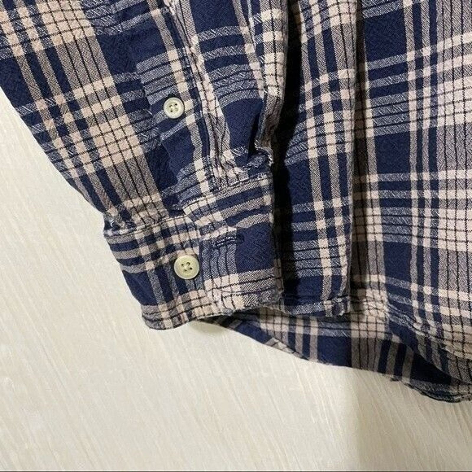 Eddie Bauer Eddie Bauer Blue Plaid Heavy Cotton Button Up Shirt XL Size US XL / EU 56 / 4 - 5 Thumbnail