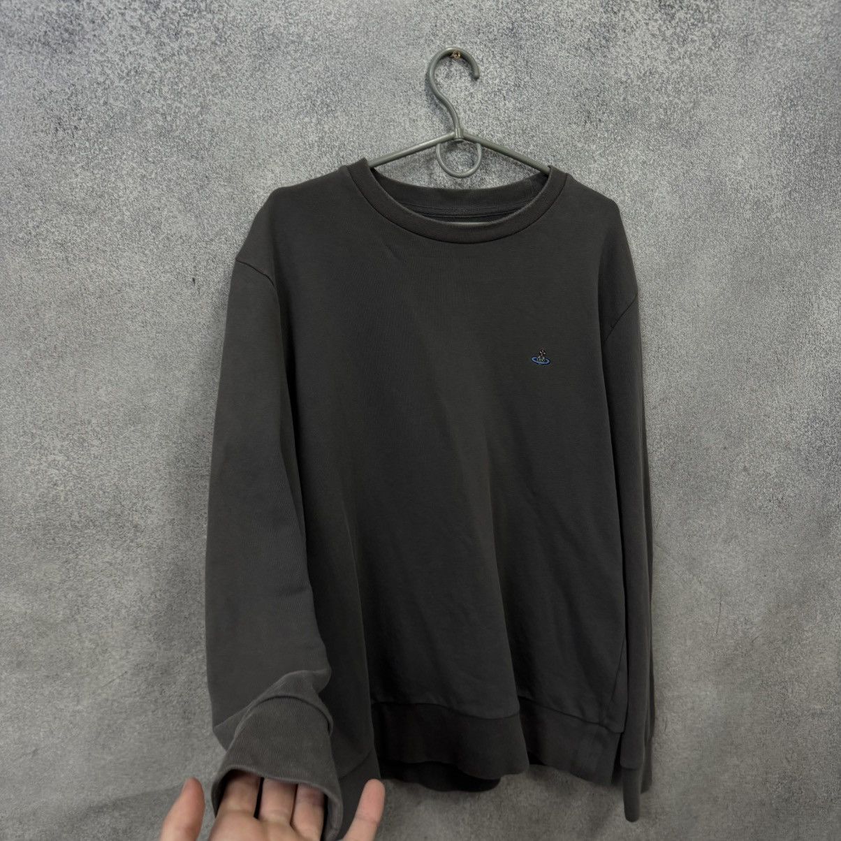 Vivienne Westwood Vintage Vivienne Westwood Sweatshirt Orb Logo Size US M / EU 48-50 / 2 - 3 Thumbnail